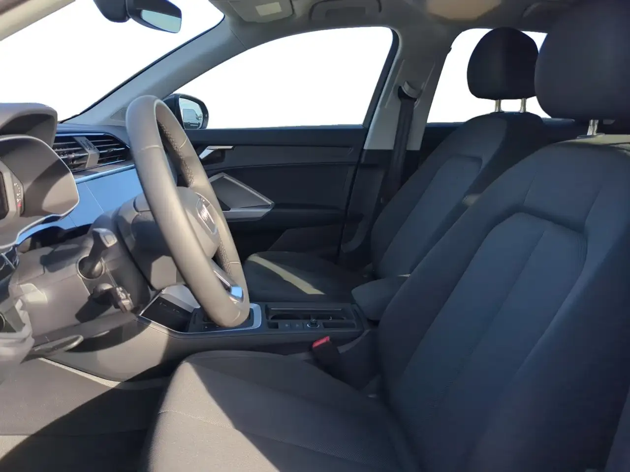 Audi Q3 S-Line 35 TFSI S-Tronic ACC*NAVI*LED*PDC*e-Heck 8