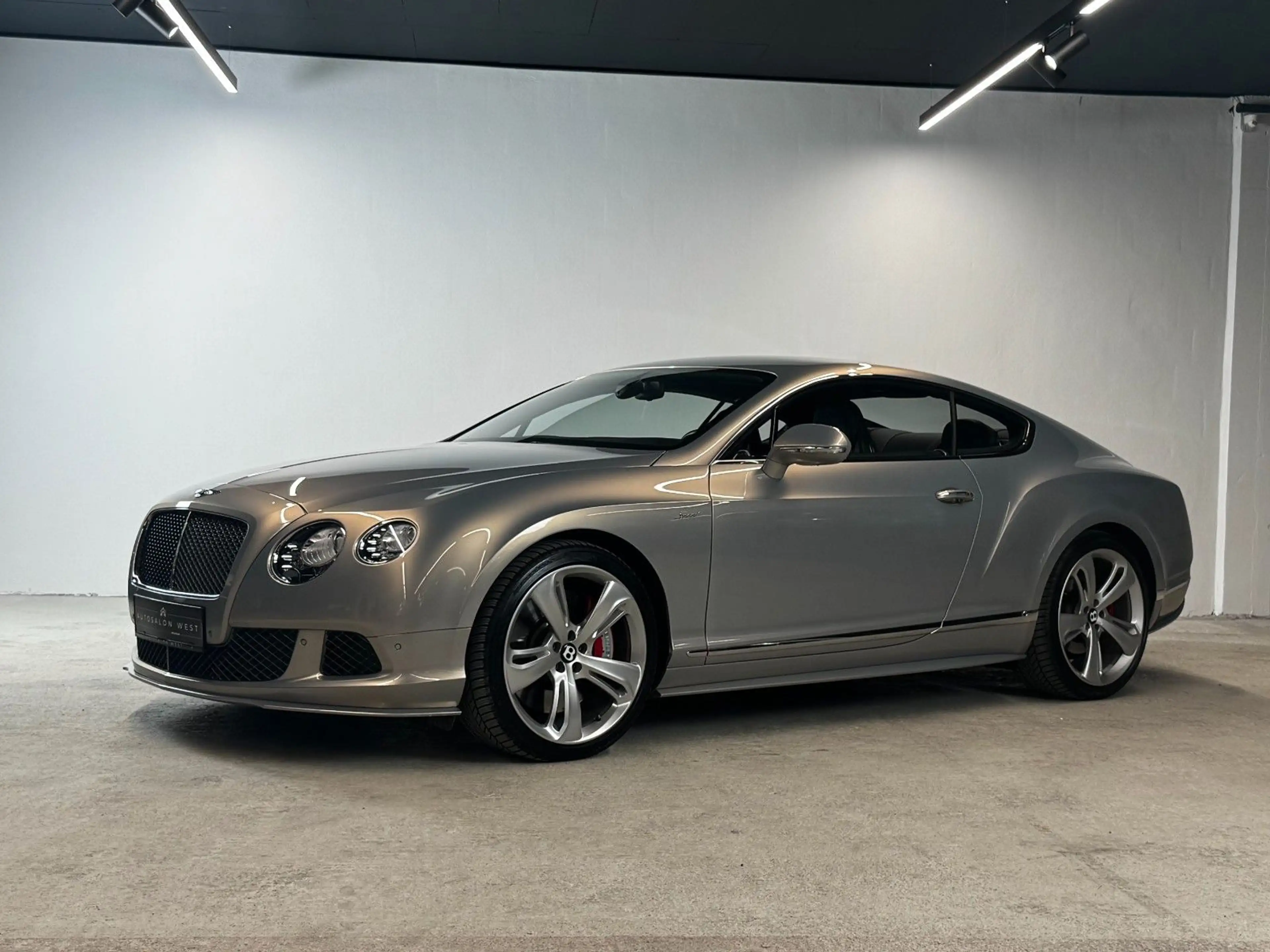 Bentley Continental GT 6.0 W12 Speed 4WD Automatik — photo 2