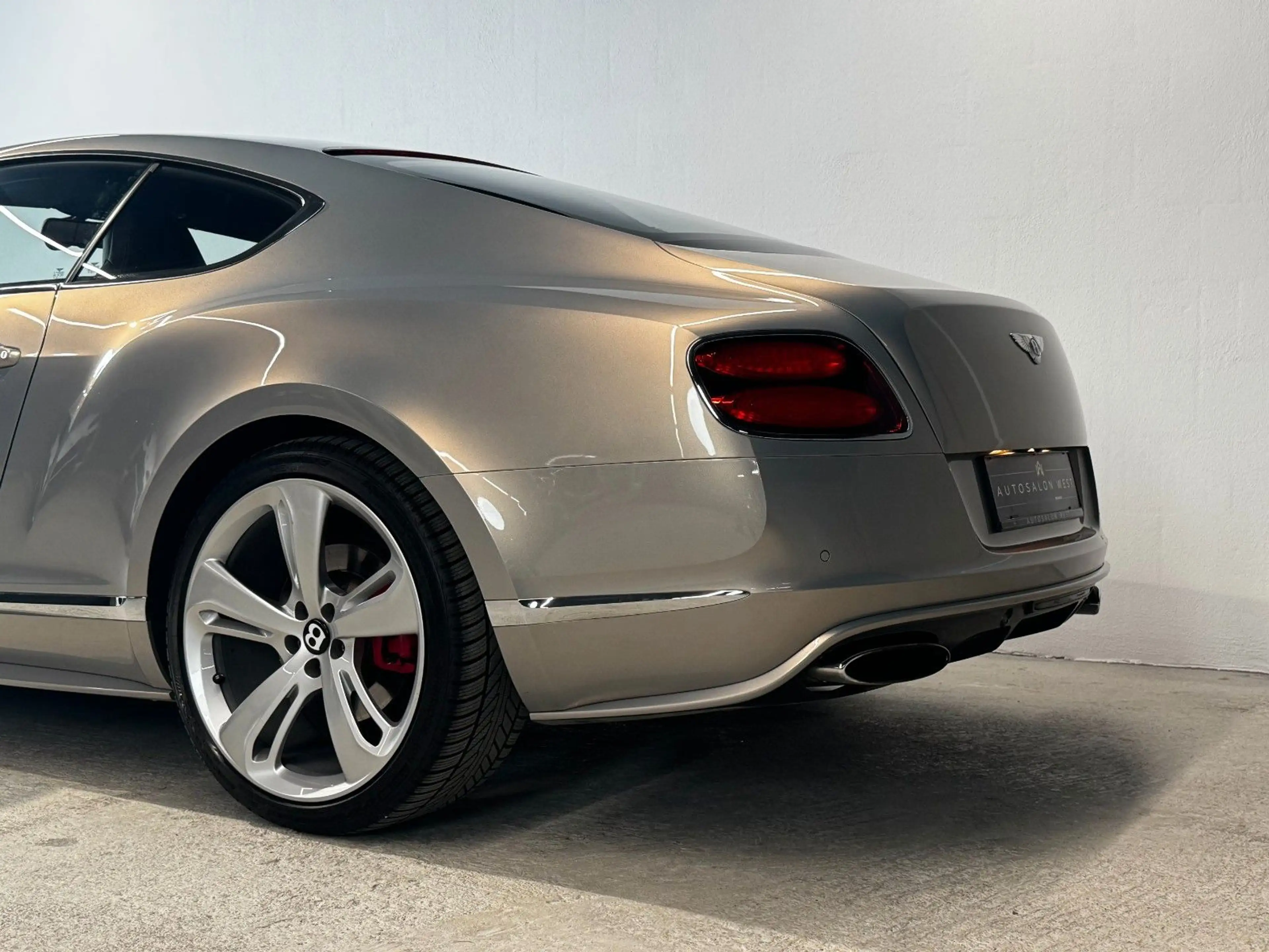 Bentley Continental GT 6.0 W12 Speed 4WD Automatik — photo 7
