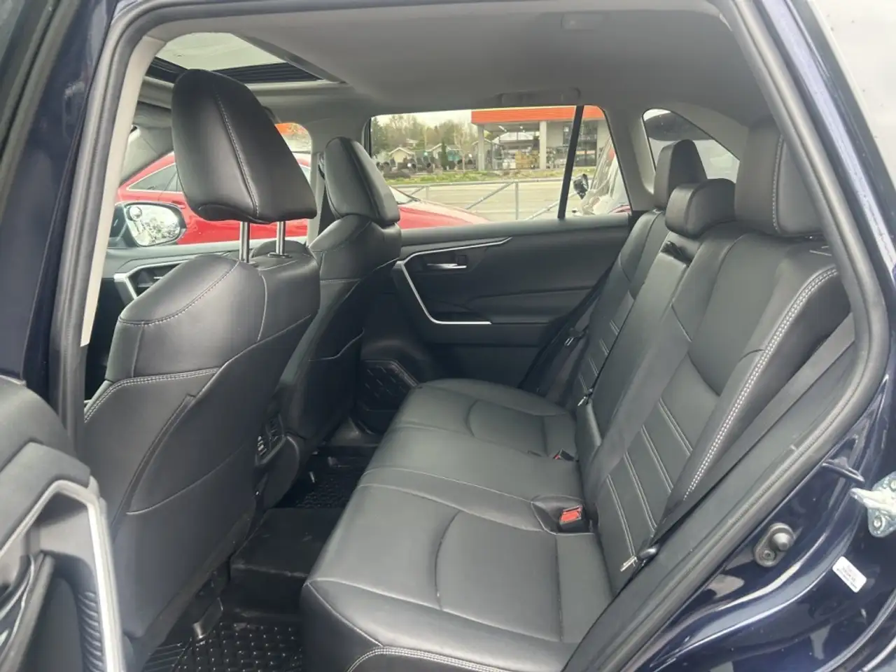 Toyota RAV 4 снимка Toyota RAV 4