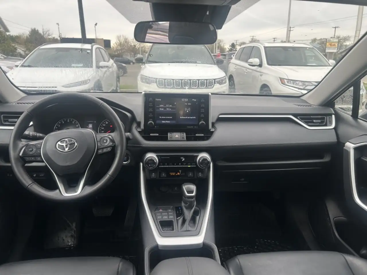 Toyota RAV 4 снимка Toyota RAV 4
