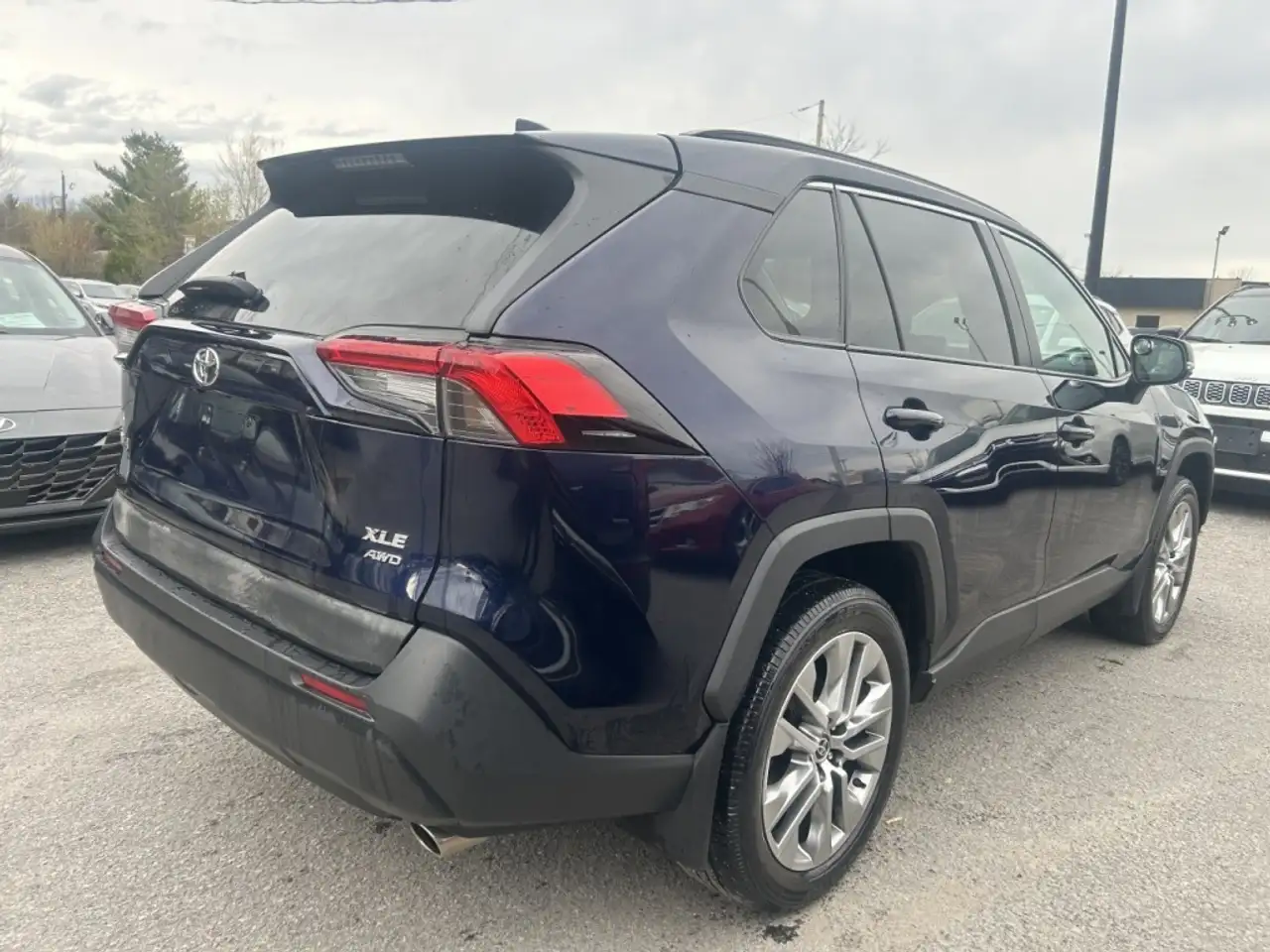 Toyota RAV 4 снимка Toyota RAV 4