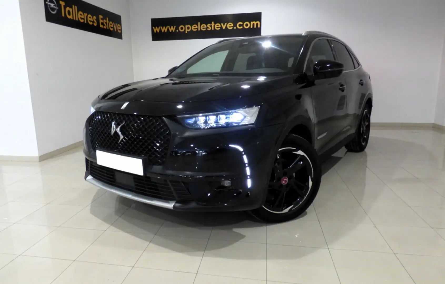 DS Automobiles DS 7 Crossback 1.2 PT. Performance Line 130 Negru - 2