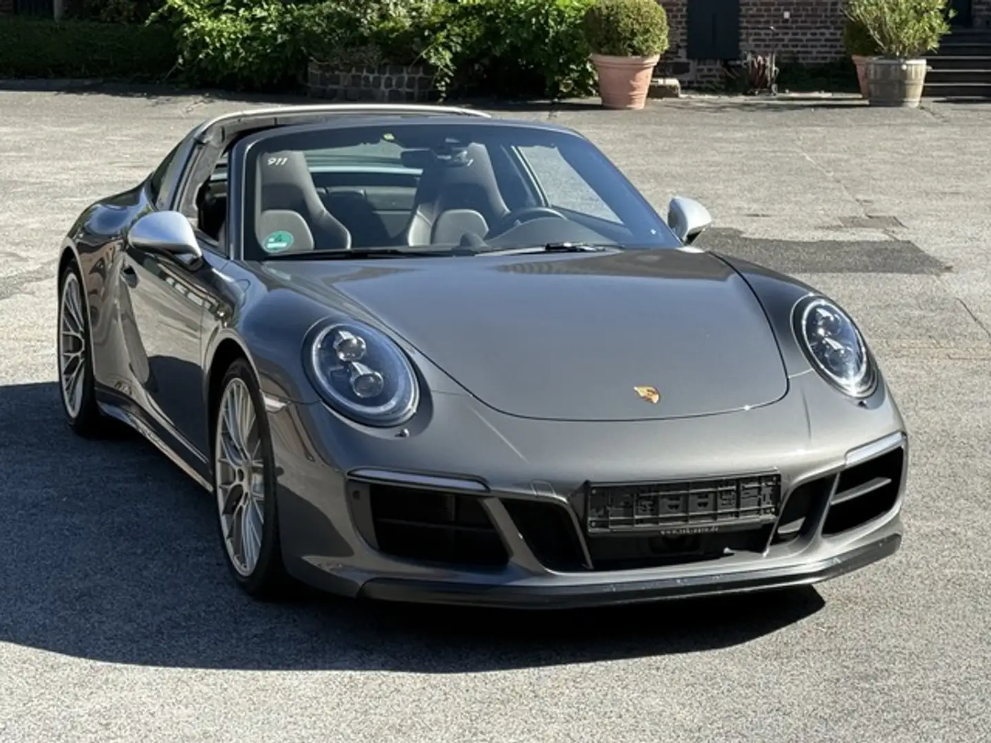 Porsche 991 911 Targa 4 GTS Exclusive Manufaktur Edition SYLT Grau - 2