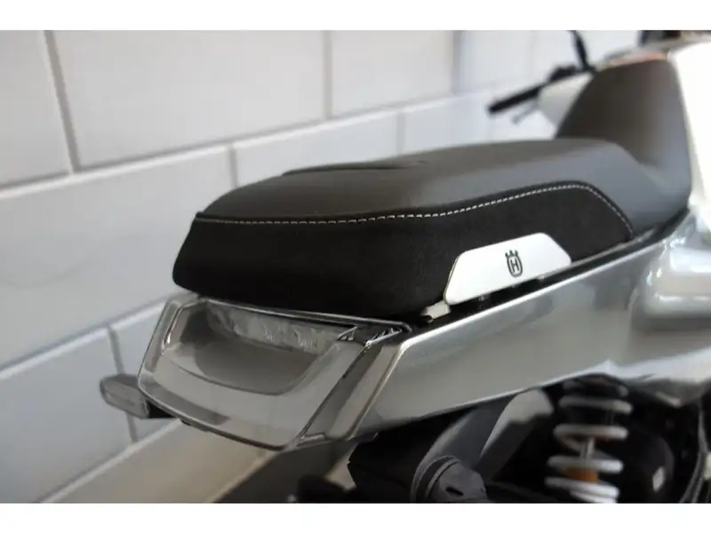 Husqvarna Vitpilen - foto 5