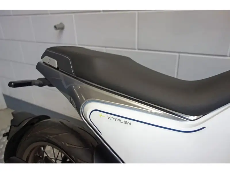 Husqvarna Vitpilen - foto 4