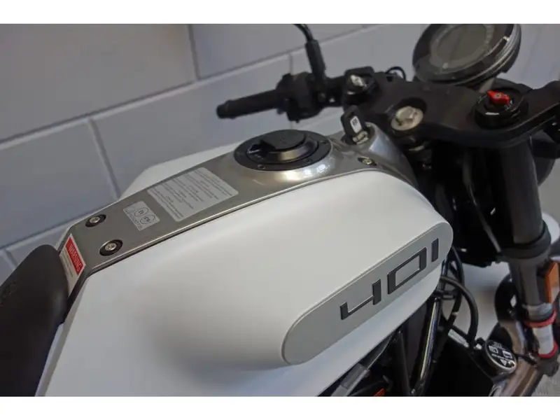 Husqvarna Vitpilen - foto 7