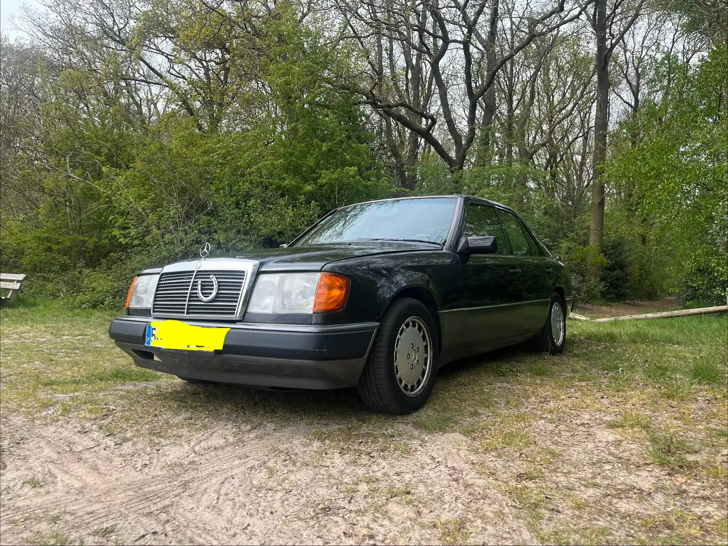 Mercedes-Benz E 230 E klasse Schwarz - 1