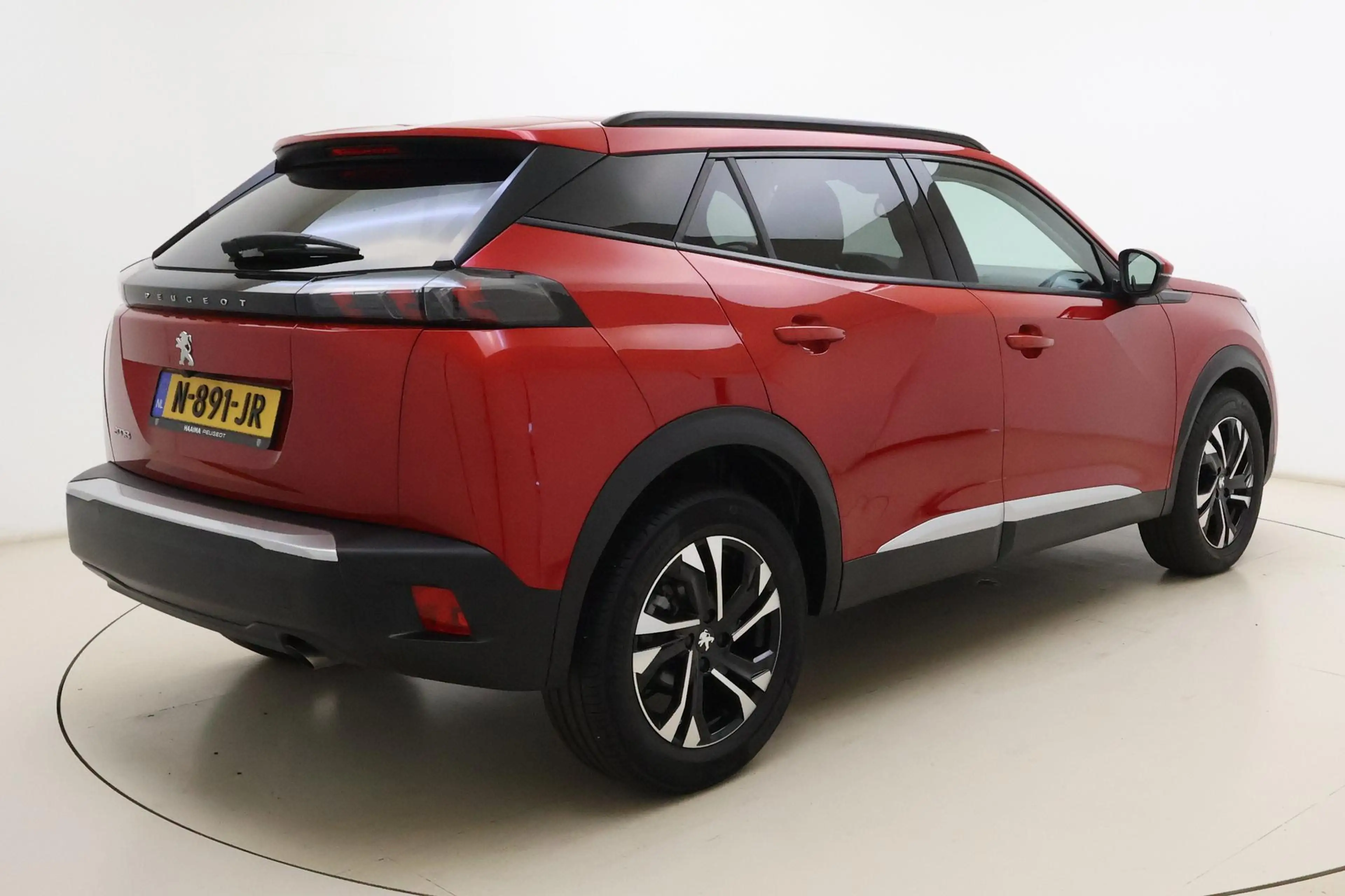 Peugeot 2008 1.2 Turbo Allure 100 Pk | Navigatie | Cruise Contr — photo 2