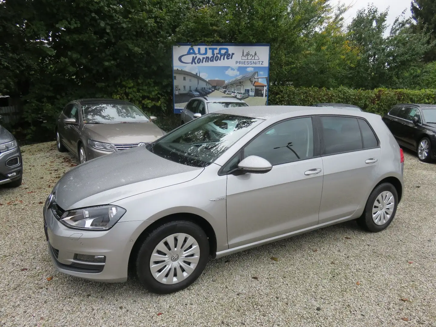 Volkswagen Golf VII Lim. 1.2 TSI Cup BMT Silber - 2