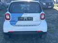 smart forTwo EQ,1.Besitz,erst 19 tkm,Schnellader 22KW Weiß - thumbnail 8