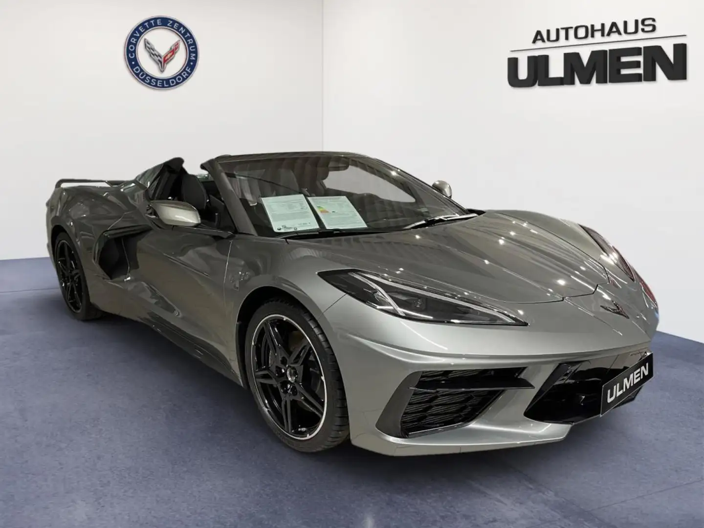 Corvette C8 Stingray Cabriolet 3LT MJ24 COC Z51 Front-Lift Grau - 2