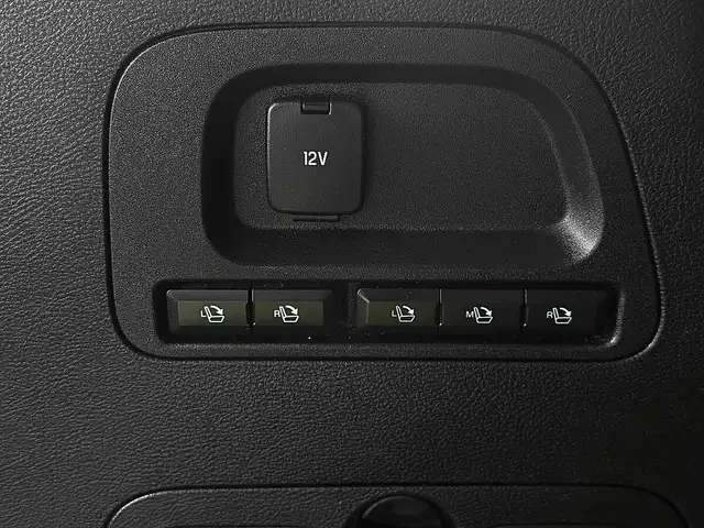 Ford S-Max view 14
