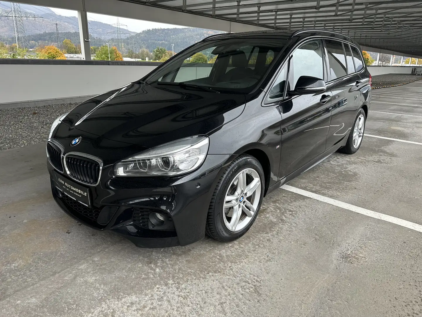 BMW 218 218 d xDrive M Sport Schwarz - 2