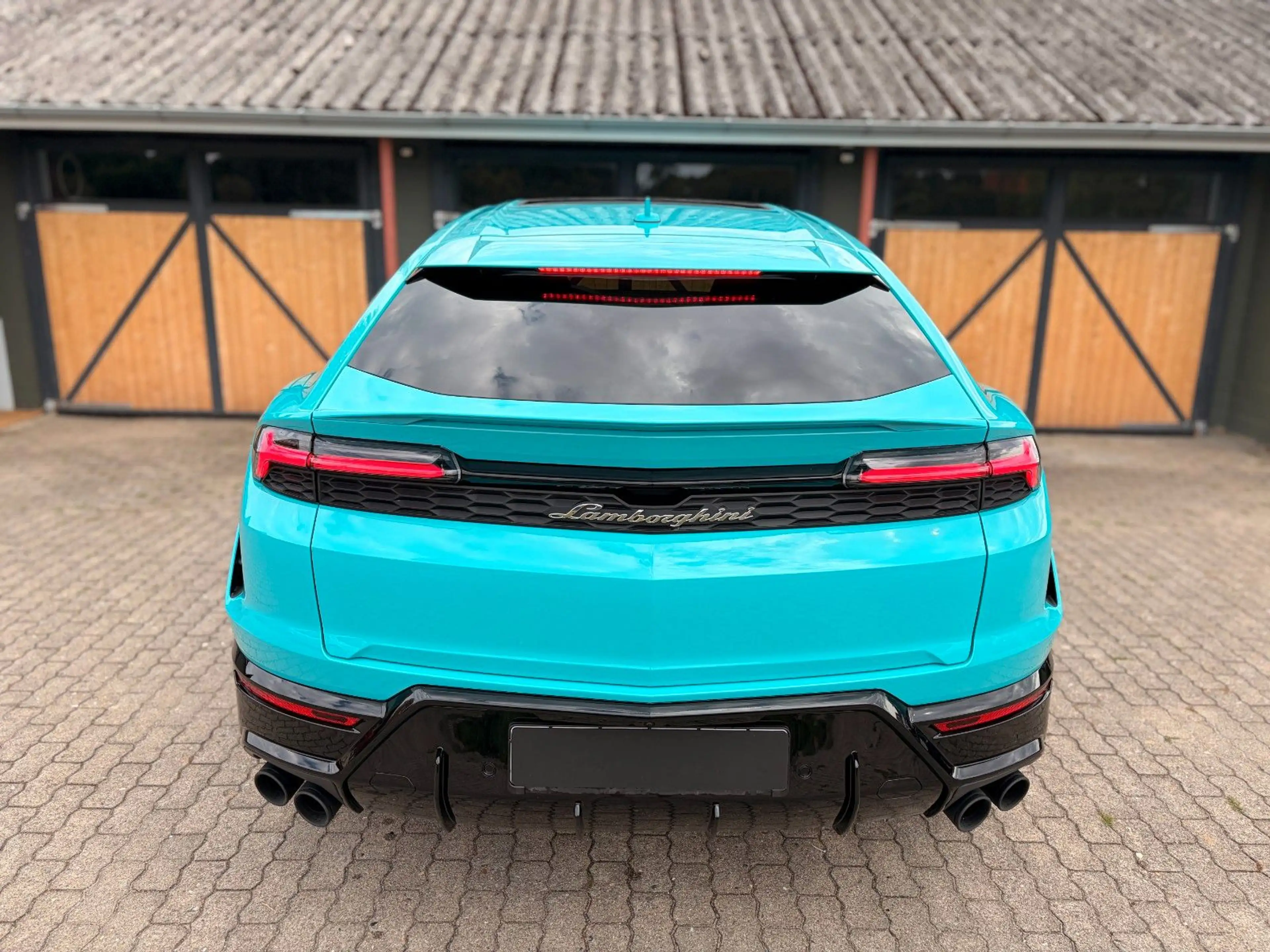 Lamborghini Urus SE PANO/23"/B&O/MASSAGE/BLU GAUCO-NERO ADE — photo 4