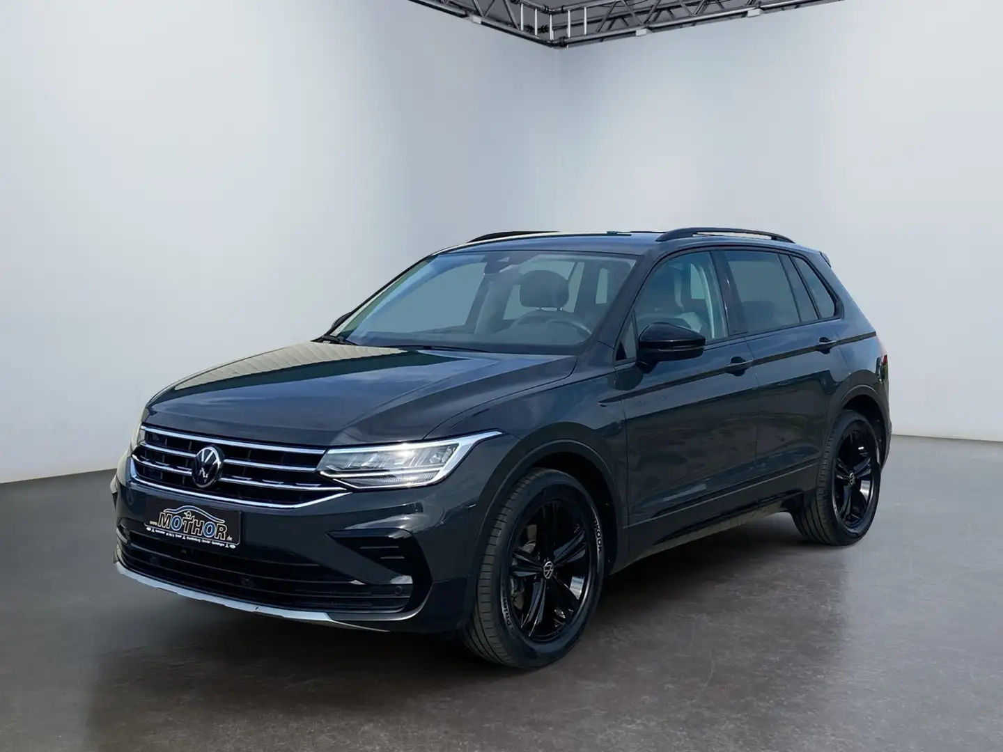 Volkswagen Tiguan Life 2.0 TDI DSG ACC PDC NAVI SHZ Grigio - 2