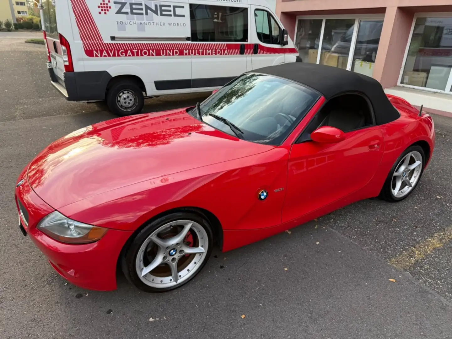 BMW Z4 3.0i Rojo - 1