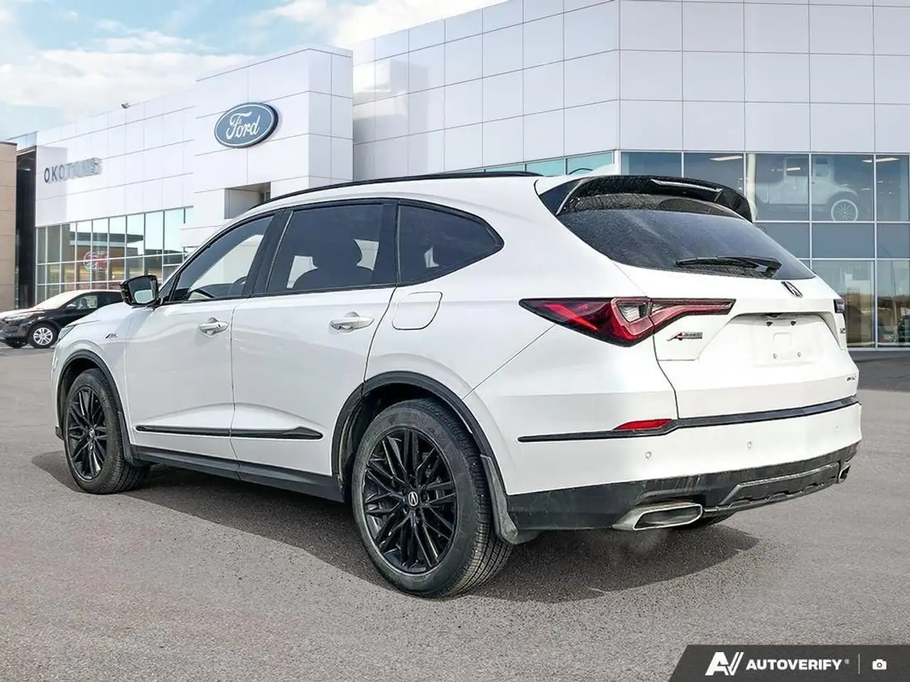Acura MDX снимка Acura MDX
