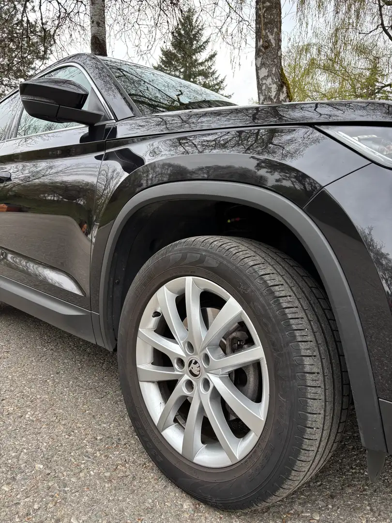 Skoda Kodiaq Kodiaq 2,0 TDI SCR 4x4 Style Limited DSG Style Limited Schwarz - 2