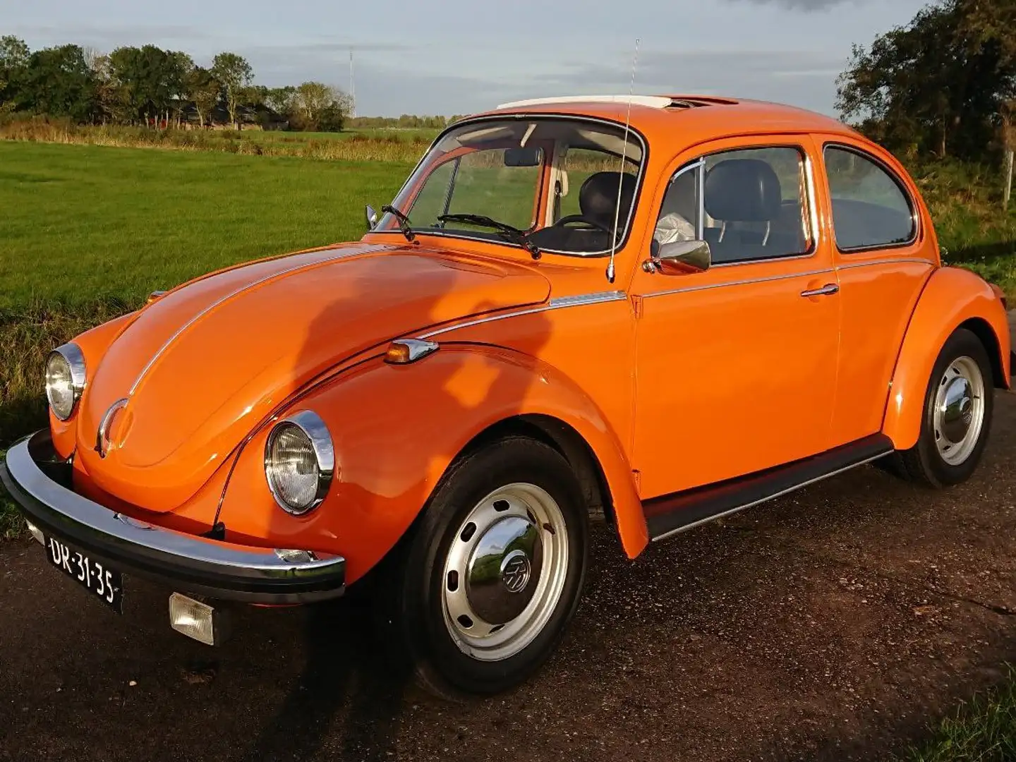 Volkswagen Kever 1303S Оранжевий - 1