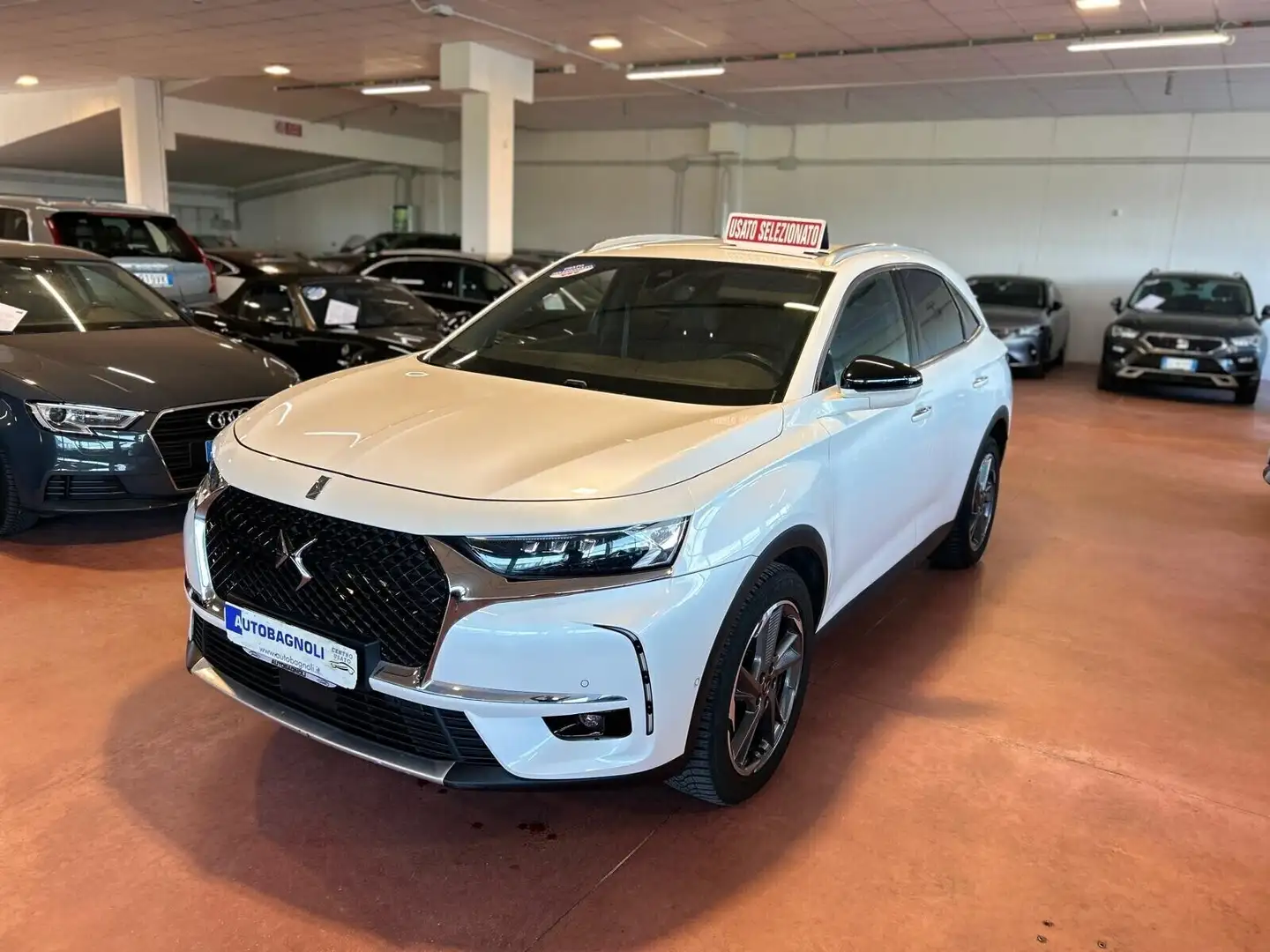 DS Automobiles DS 7 Crossback GRAND CHIC BlueHDi 130 aut. RIVOLI SPOTICAR Bianco - 1