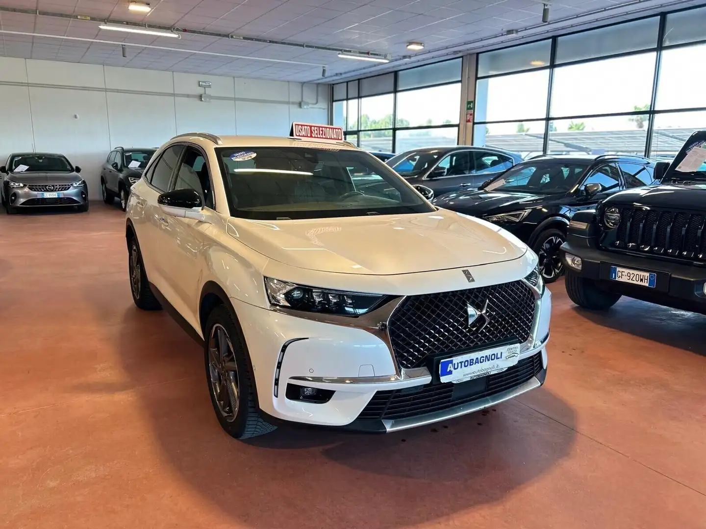 DS Automobiles DS 7 Crossback GRAND CHIC BlueHDi 130 aut. RIVOLI SPOTICAR Bianco - 2