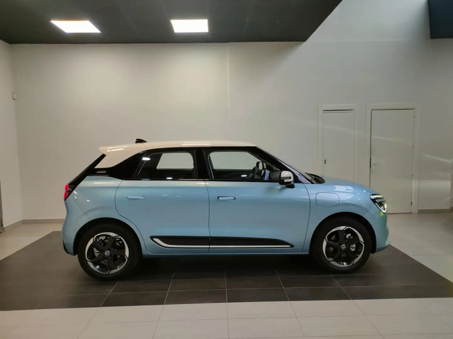 Dongfeng Box 70kW 31.4kW Blau - 2