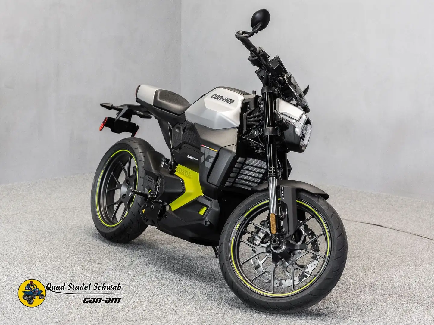 Can-Am Pulse 73 Vorführfahrzeug Gümüş rengi - 1