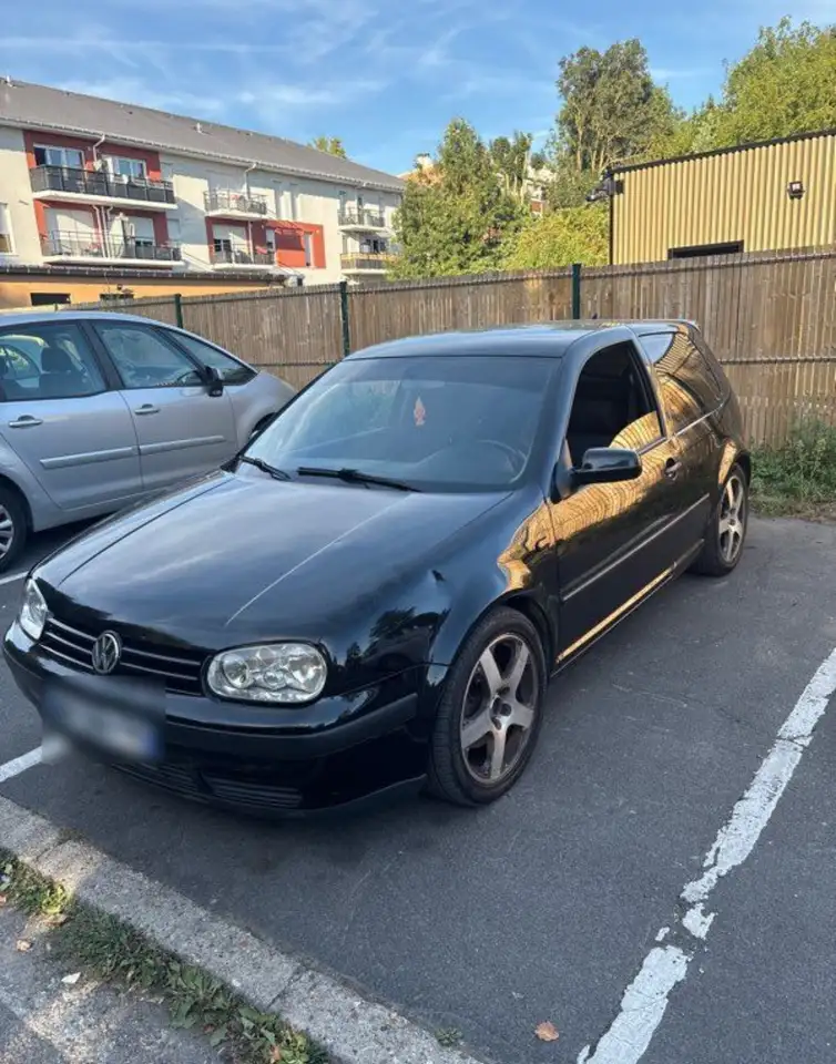 Volkswagen Golf 1.9 TDI - 130
