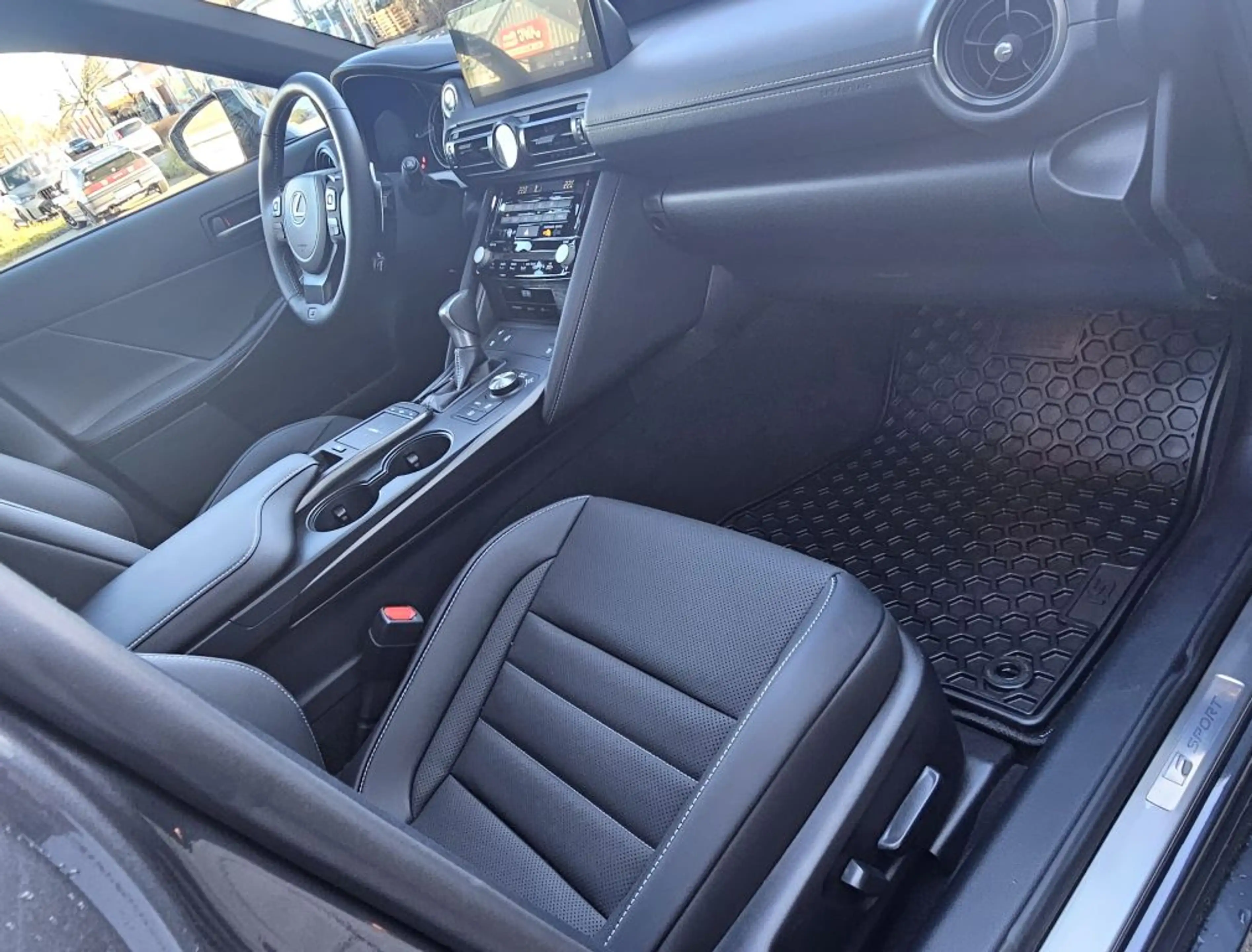 Lexus IS F IS 500 Performance — photo 14