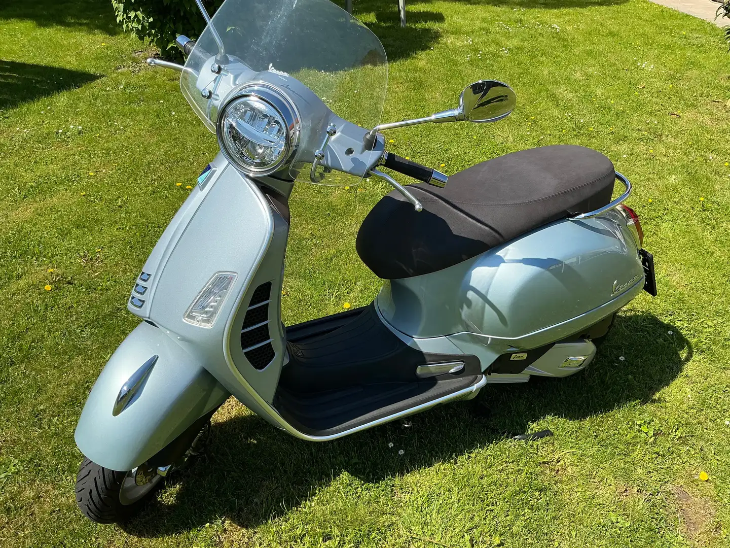 Vespa GTS 125 Albastru - 1