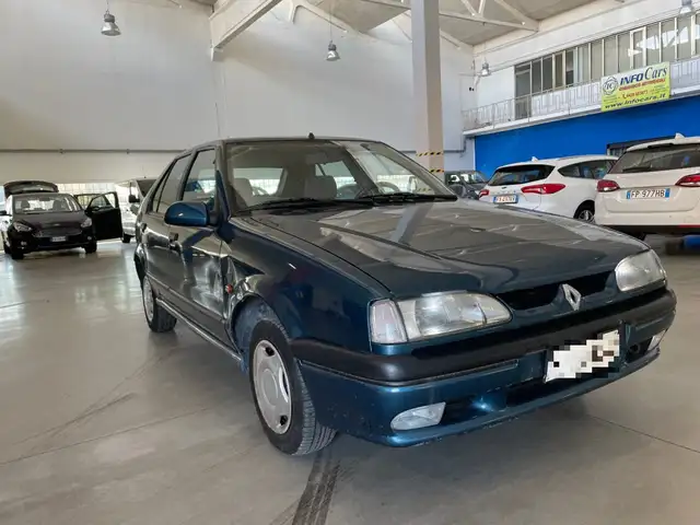 Renault R 19 1.4i 80 cv cat 5 porte RT da collezione