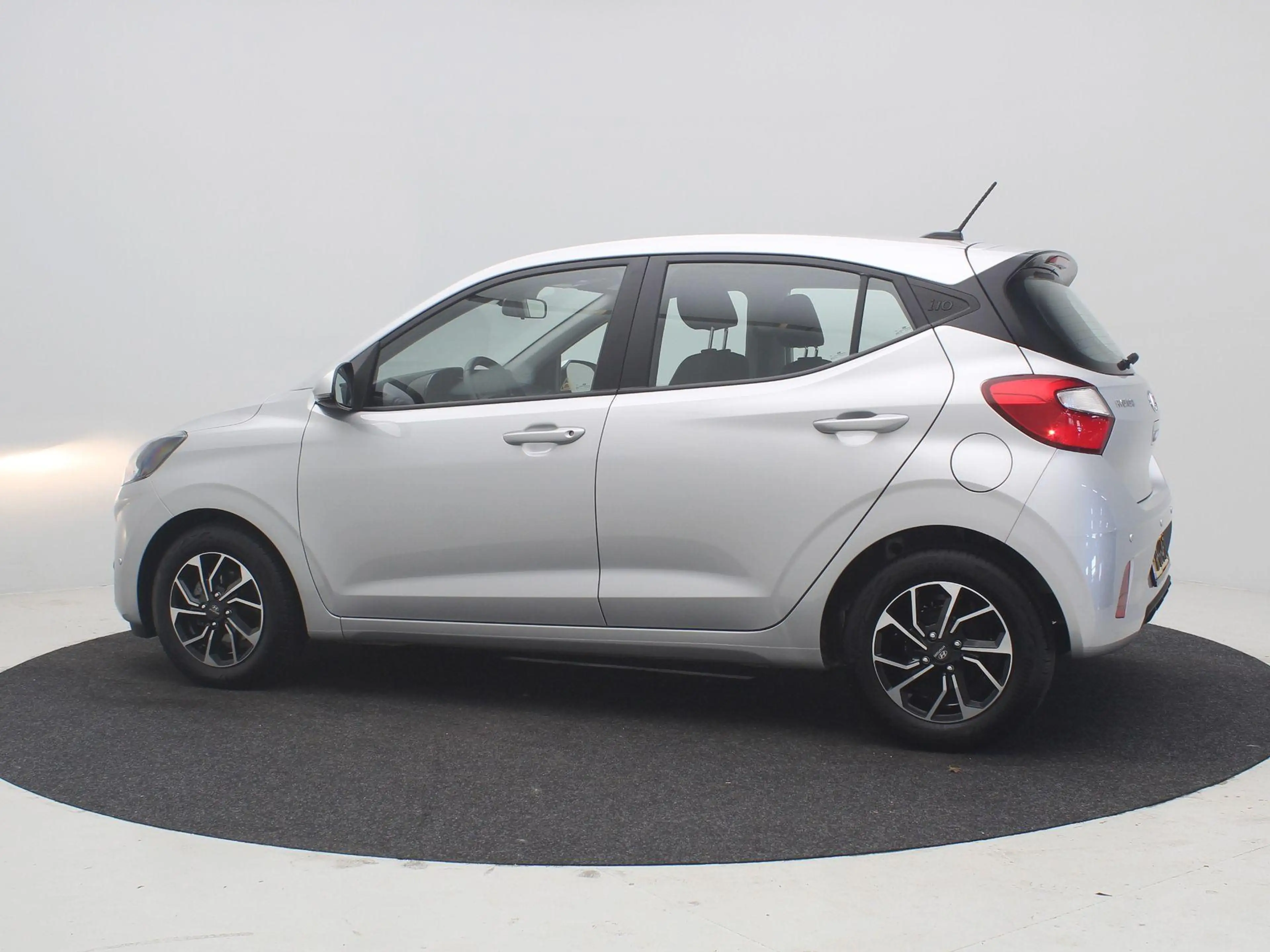 Hyundai i10 1.0 Comfort Smart 5-zits Automaat/ Navigatie / Air — photo 10