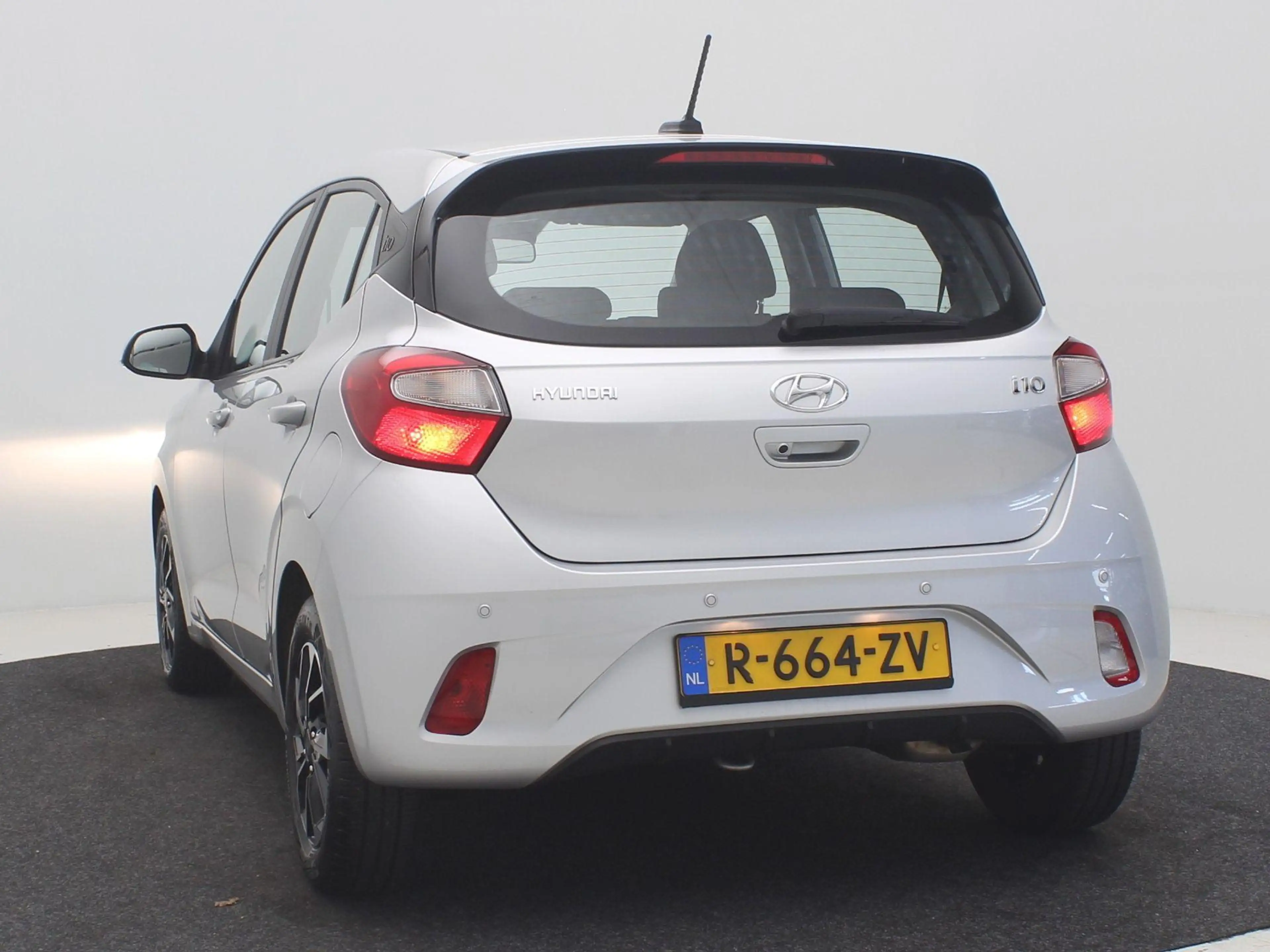 Hyundai i10 1.0 Comfort Smart 5-zits Automaat/ Navigatie / Air — photo 21