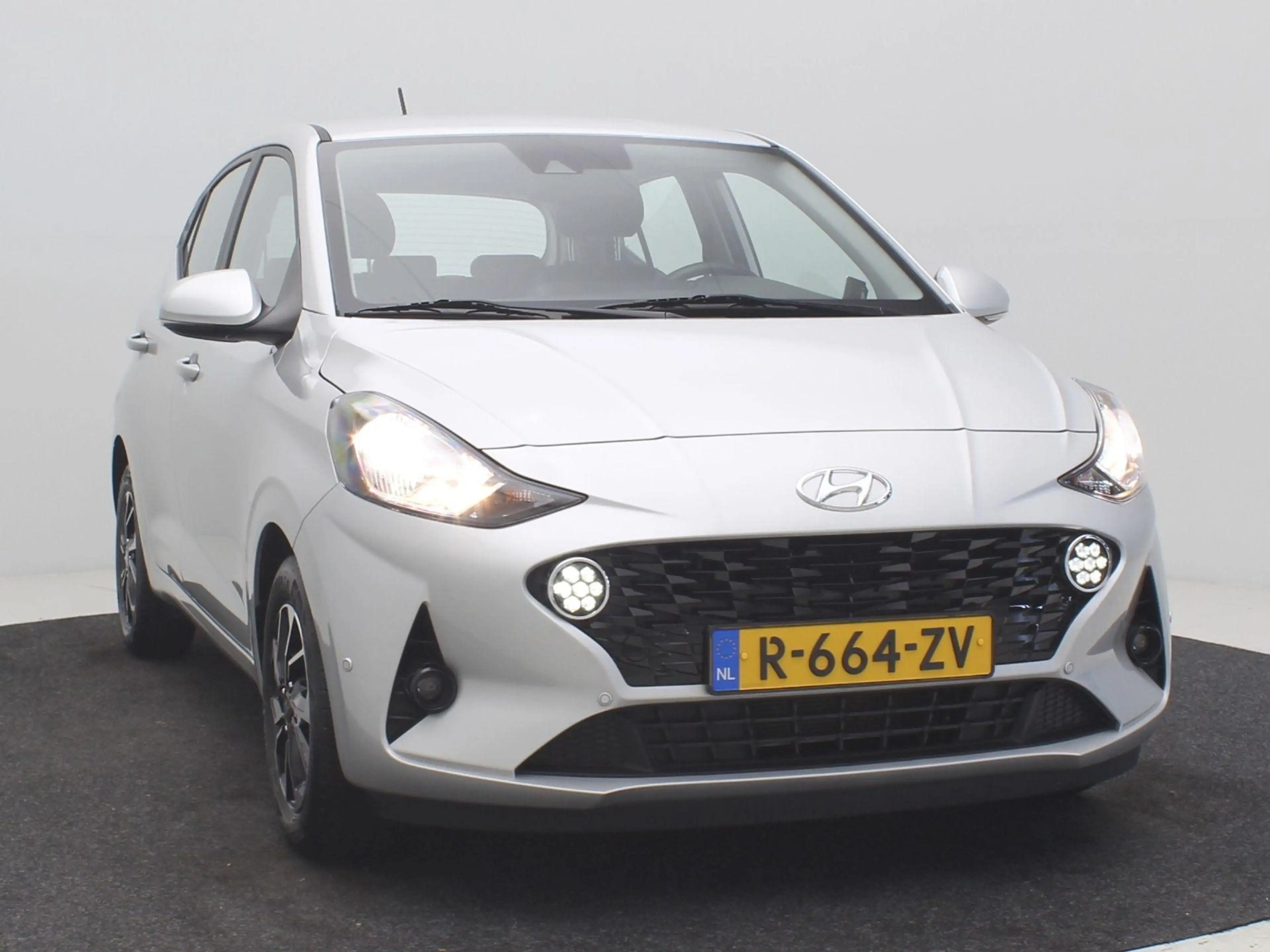 Hyundai i10 1.0 Comfort Smart 5-zits Automaat/ Navigatie / Air — photo 19