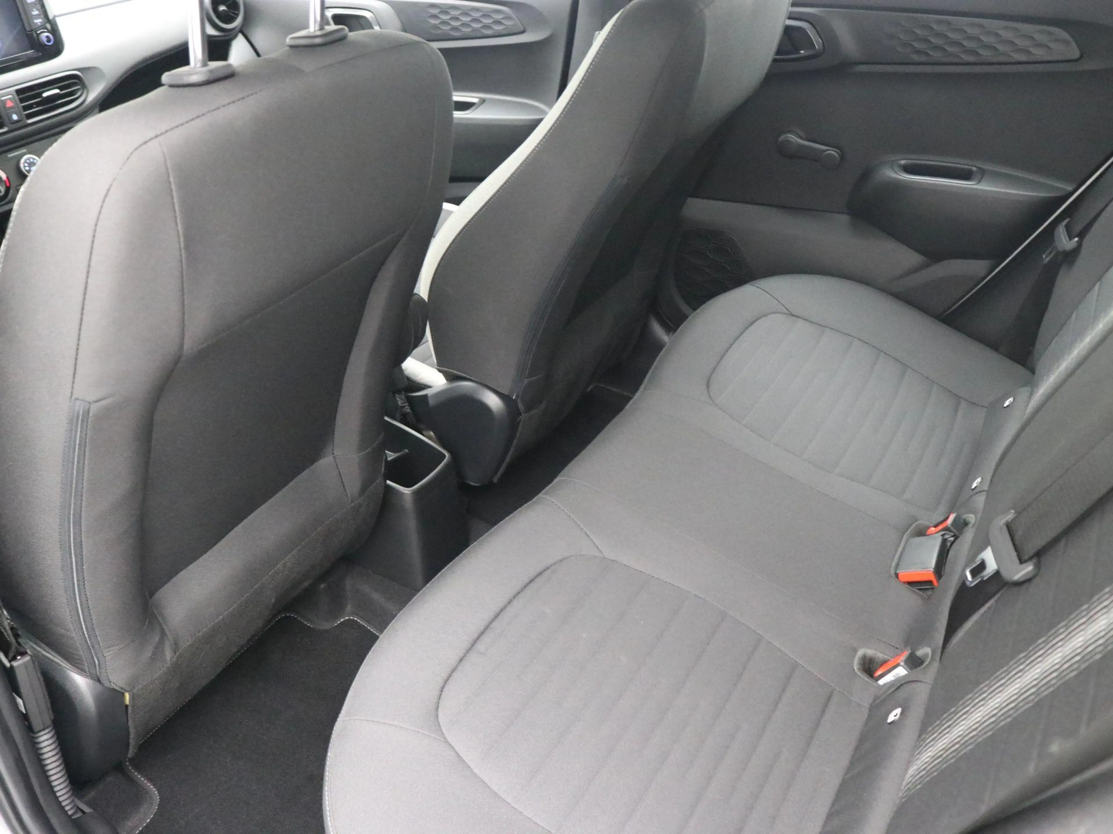 Hyundai i10 1.0 Comfort Smart 5-zits Automaat/ Navigatie / Air — photo 17