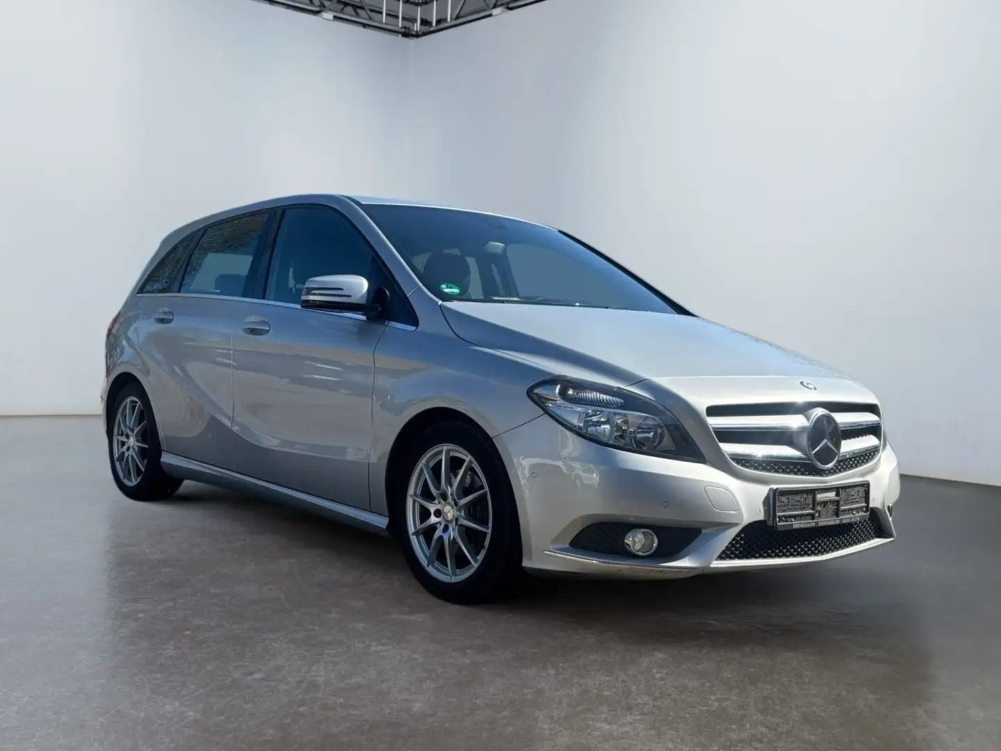 Mercedes-Benz B 200 B -Klasse B 200 CNG Grau - 2