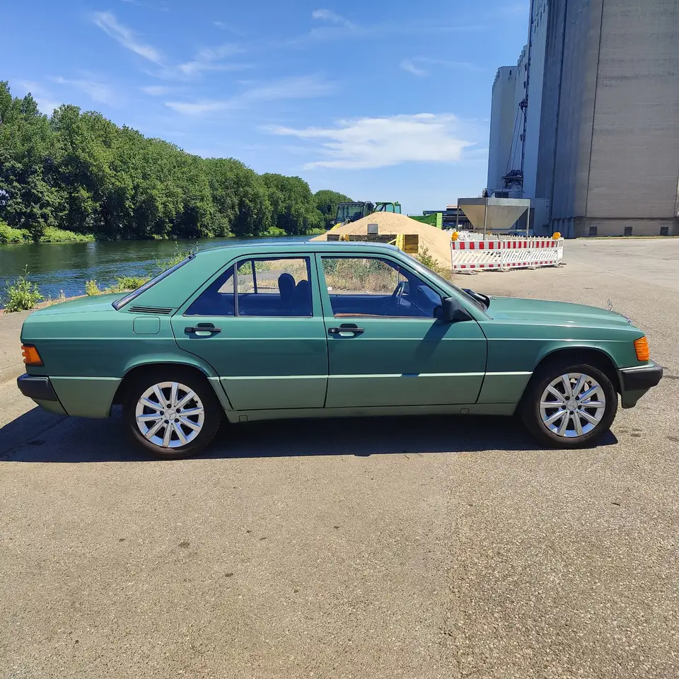 Mercedes-Benz 190 E 1.8 w201 H-Zulassung TÜV 10/26, foto 6