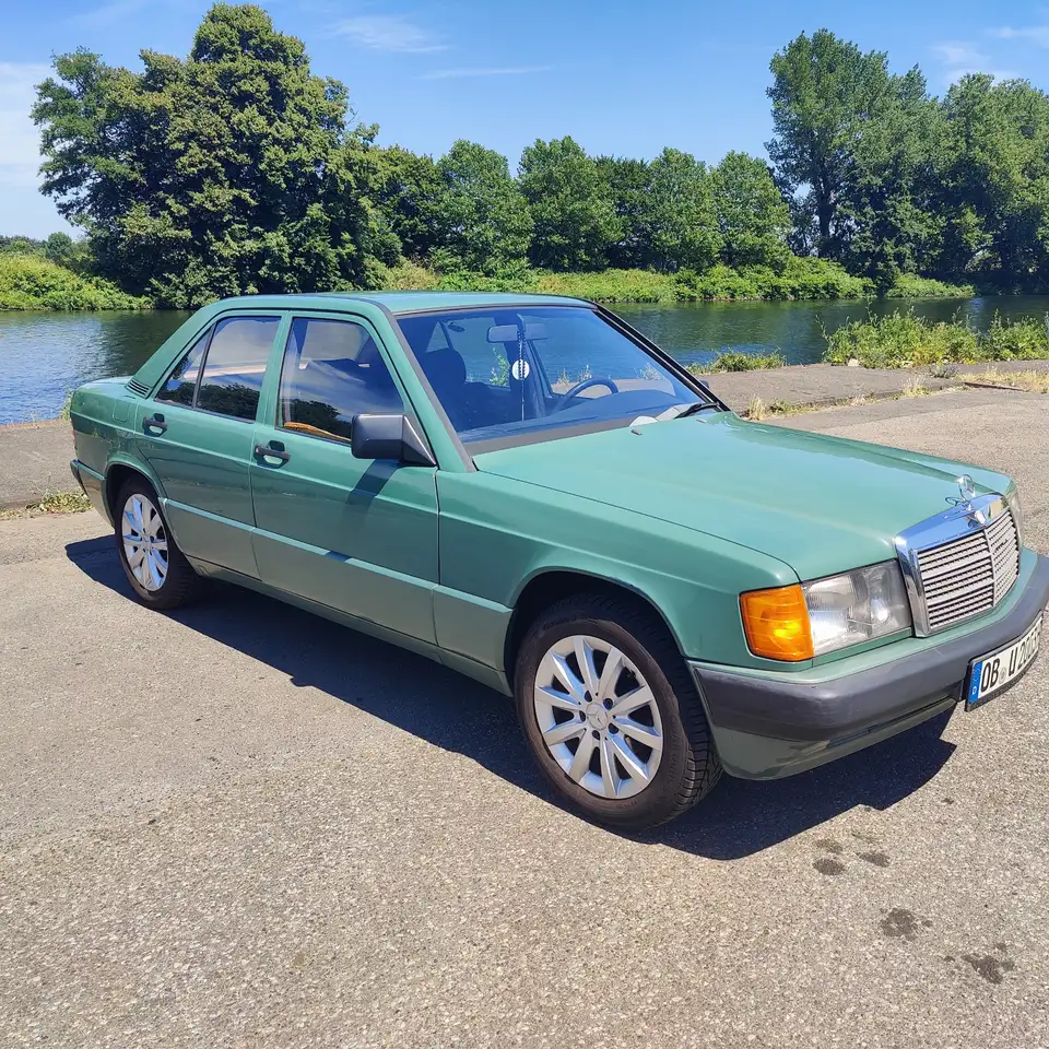 Mercedes-Benz 190 E 1.8 w201 H-Zulassung TÜV 10/26, foto 1