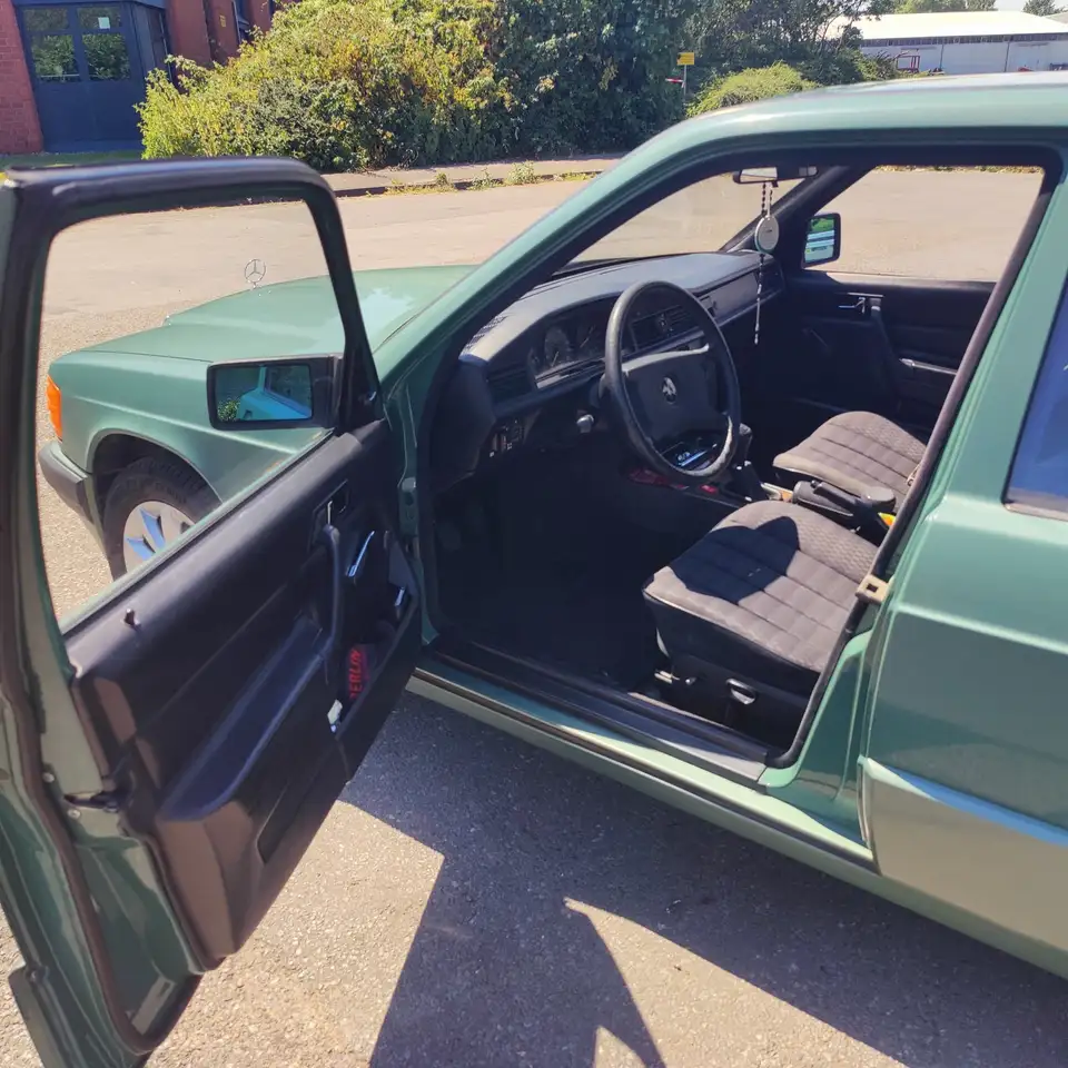 Mercedes-Benz 190 E 1.8 w201 H-Zulassung TÜV 10/26, foto 9