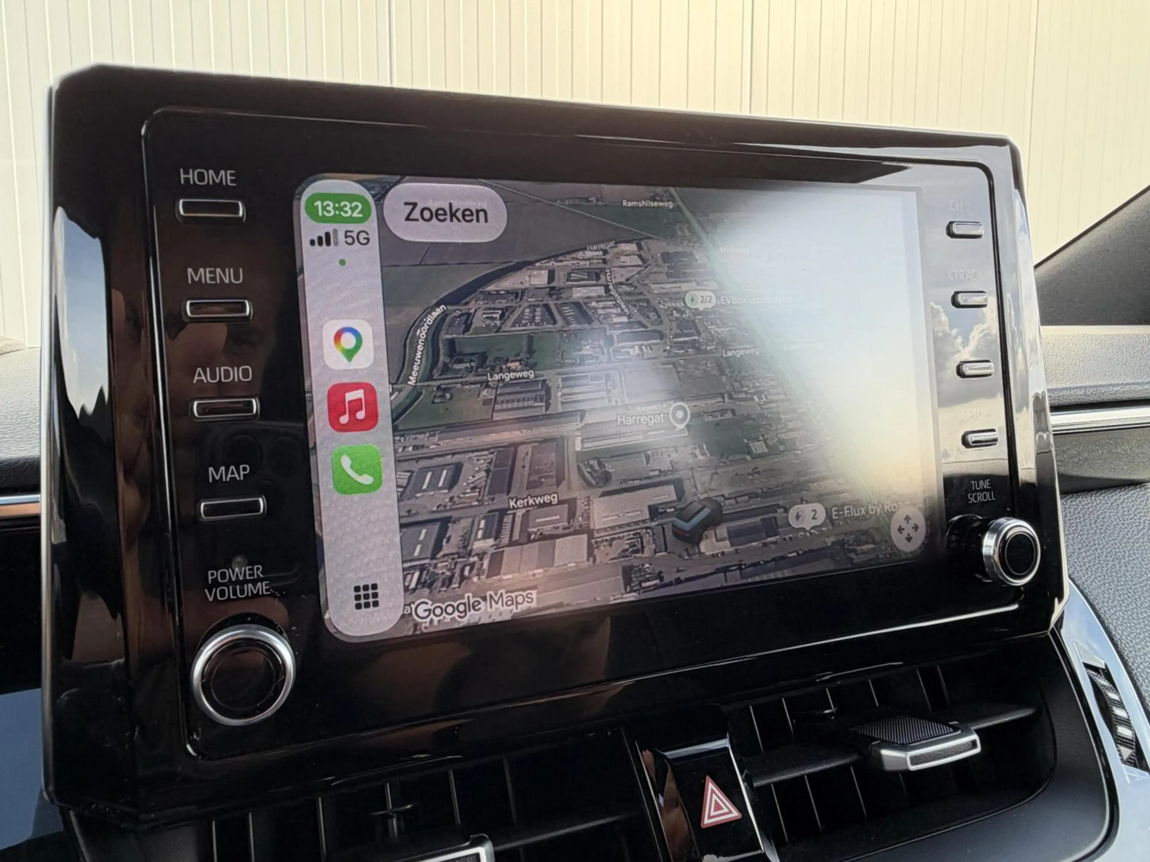 Toyota Corolla 1.8 Hybrid Dynamic|NL-Auto|Trekhaak — photo 27