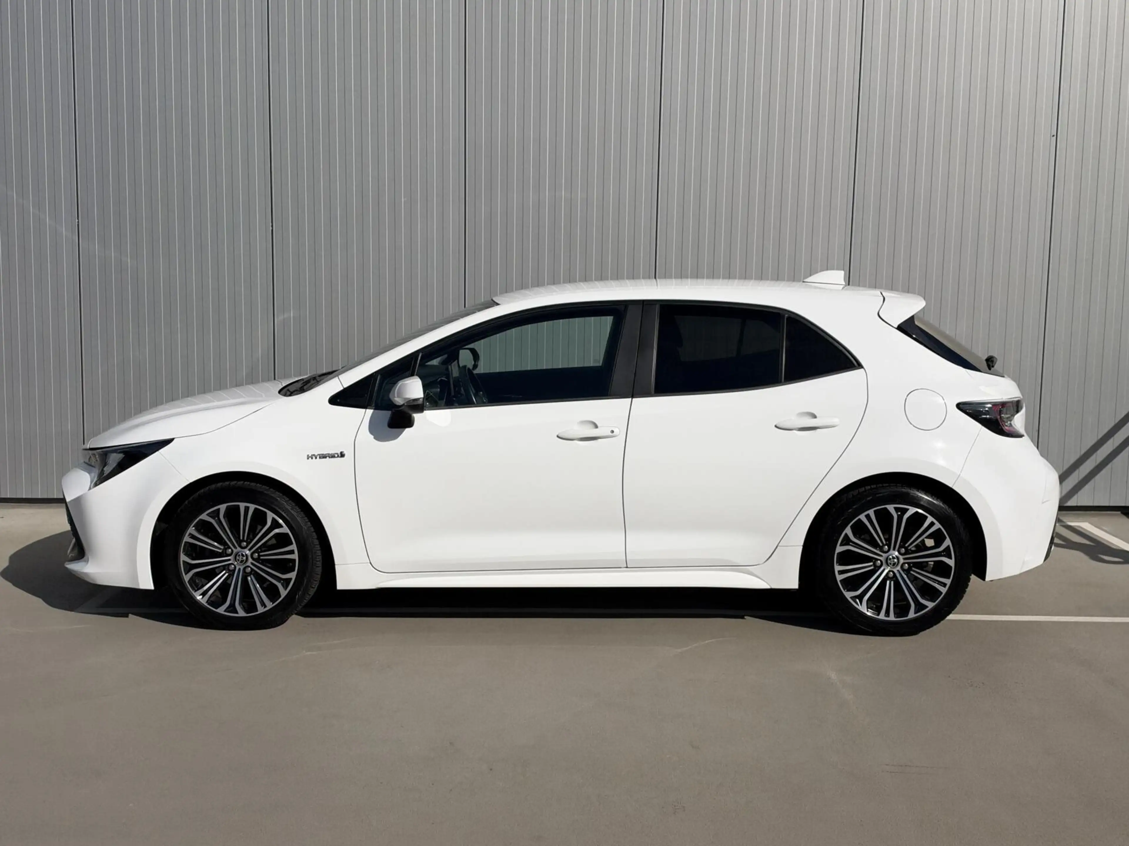 Toyota Corolla 1.8 Hybrid Dynamic|NL-Auto|Trekhaak — photo 5