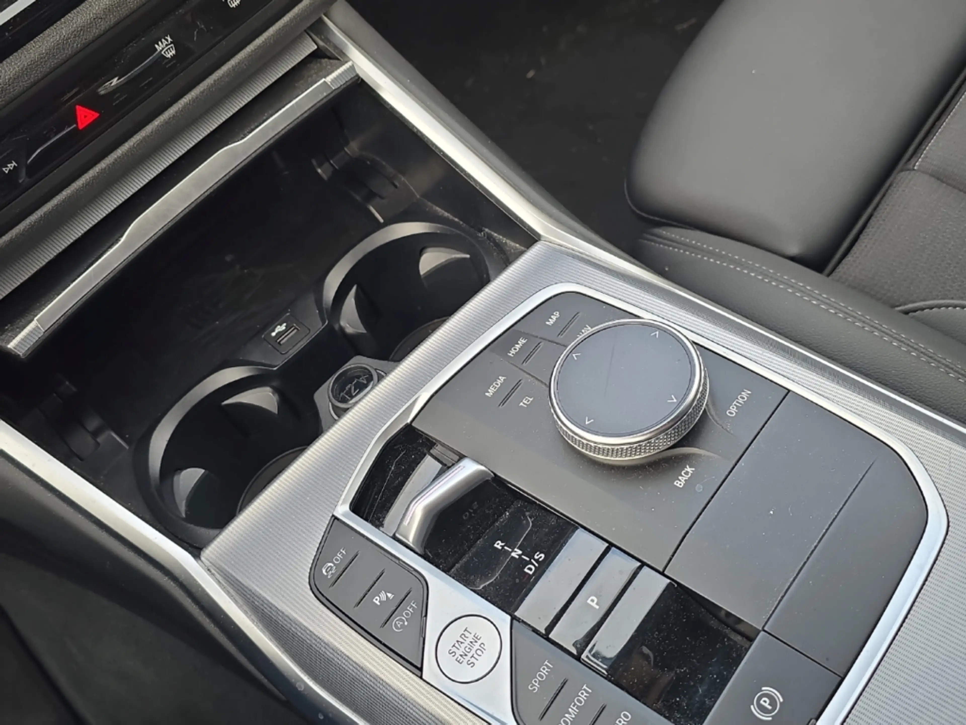 BMW 318 i Touring G 21 Park-Assistent Navi Digitales Cockp — photo 13