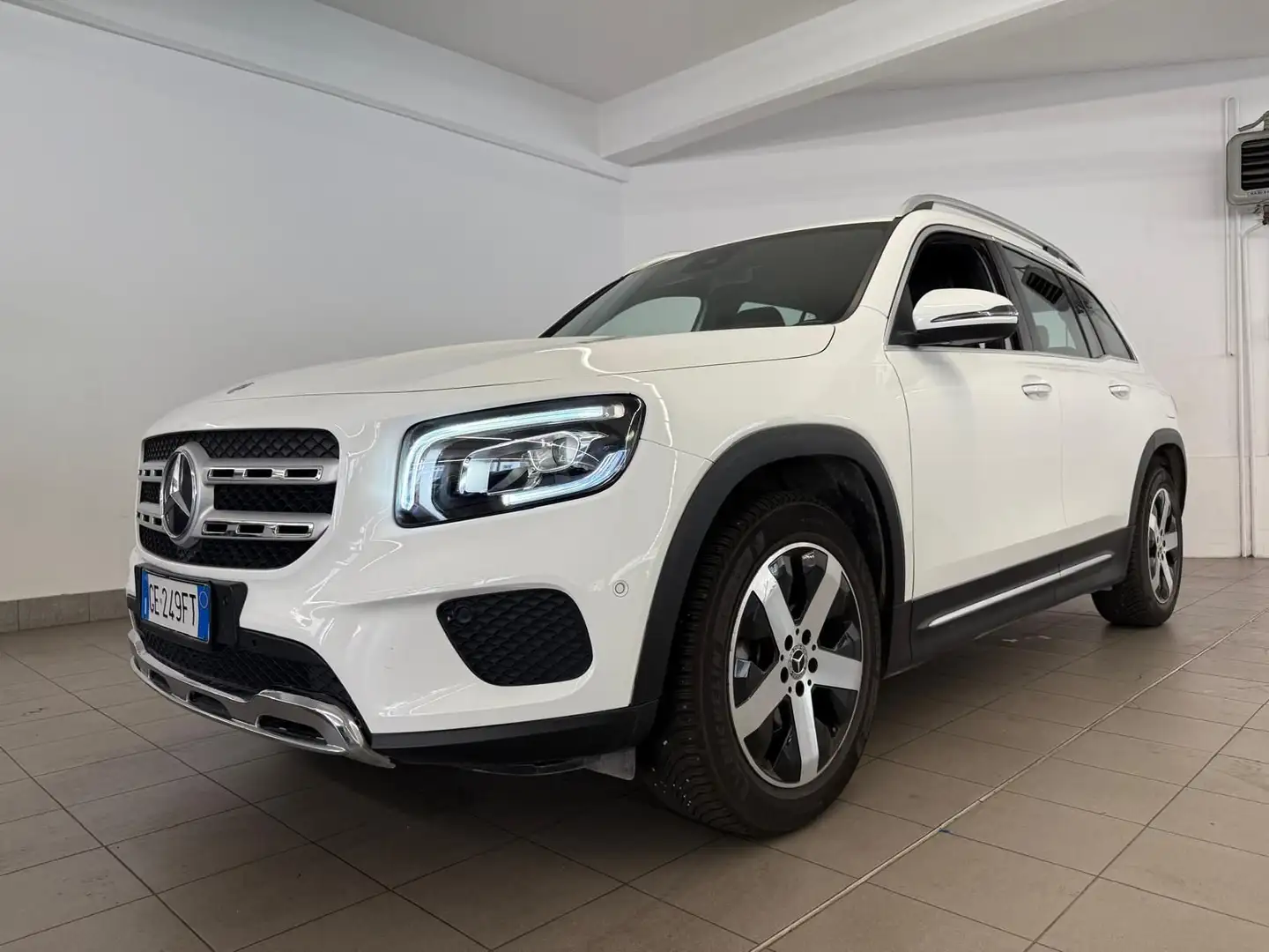 Mercedes-Benz GLB 180 GLB 180 d Automatic Sport Plus Bianco - 2