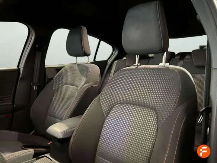 Ford Focus 2022, foto 11