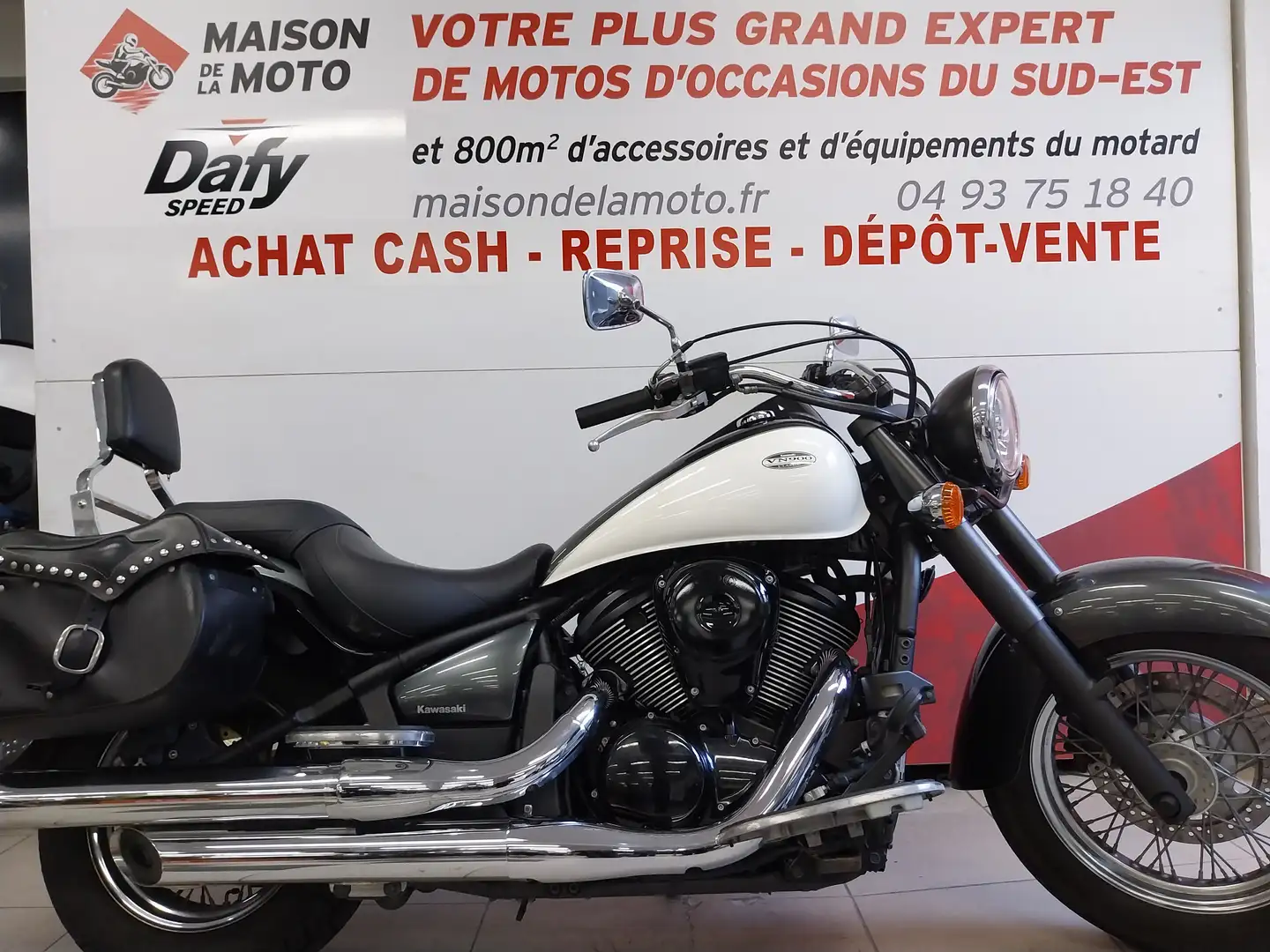 Kawasaki VN 900 Noir - 1