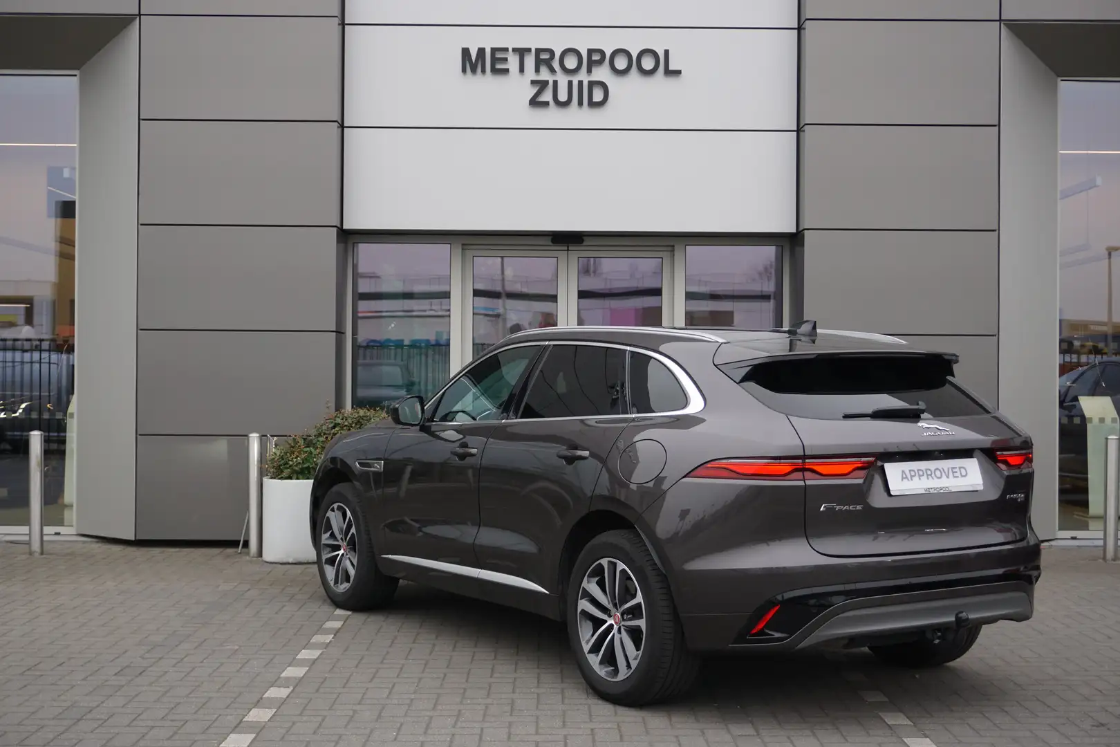 Jaguar F-Pace R-Dynamic S Gris - 2