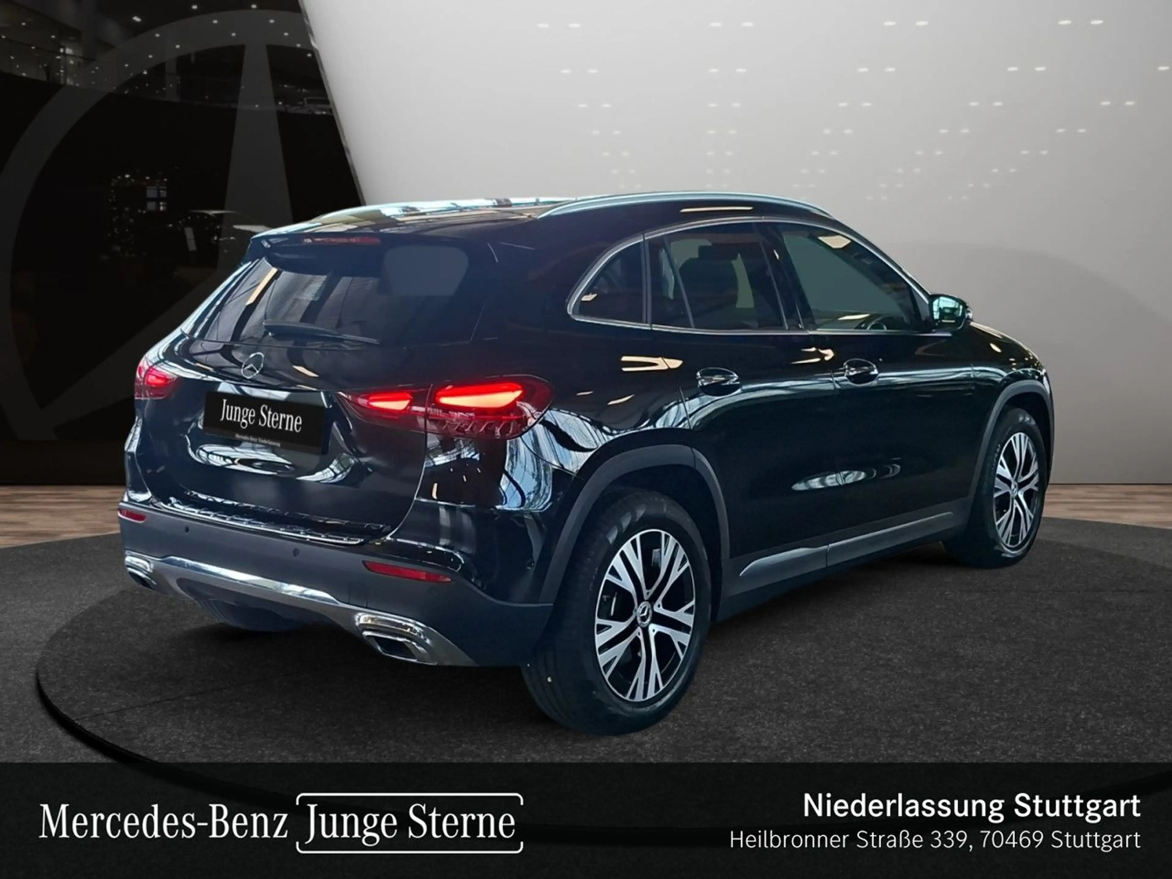 Mercedes-Benz GLA 220 d 4M PROGRESSIVE+LED+KAMERA+TOTW+KEYLESS — photo 6