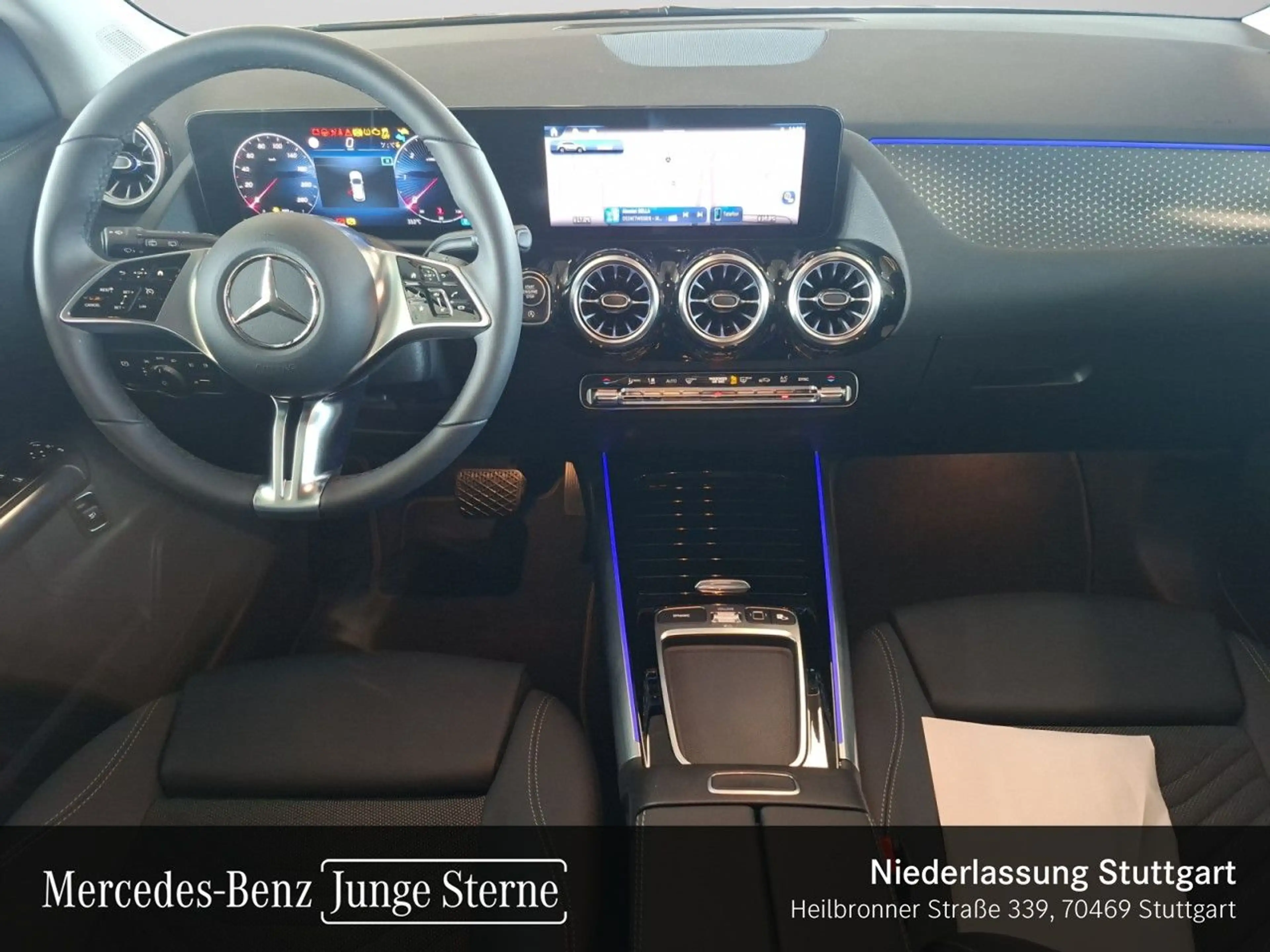 Mercedes-Benz GLA 220 d 4M PROGRESSIVE+LED+KAMERA+TOTW+KEYLESS — photo 12