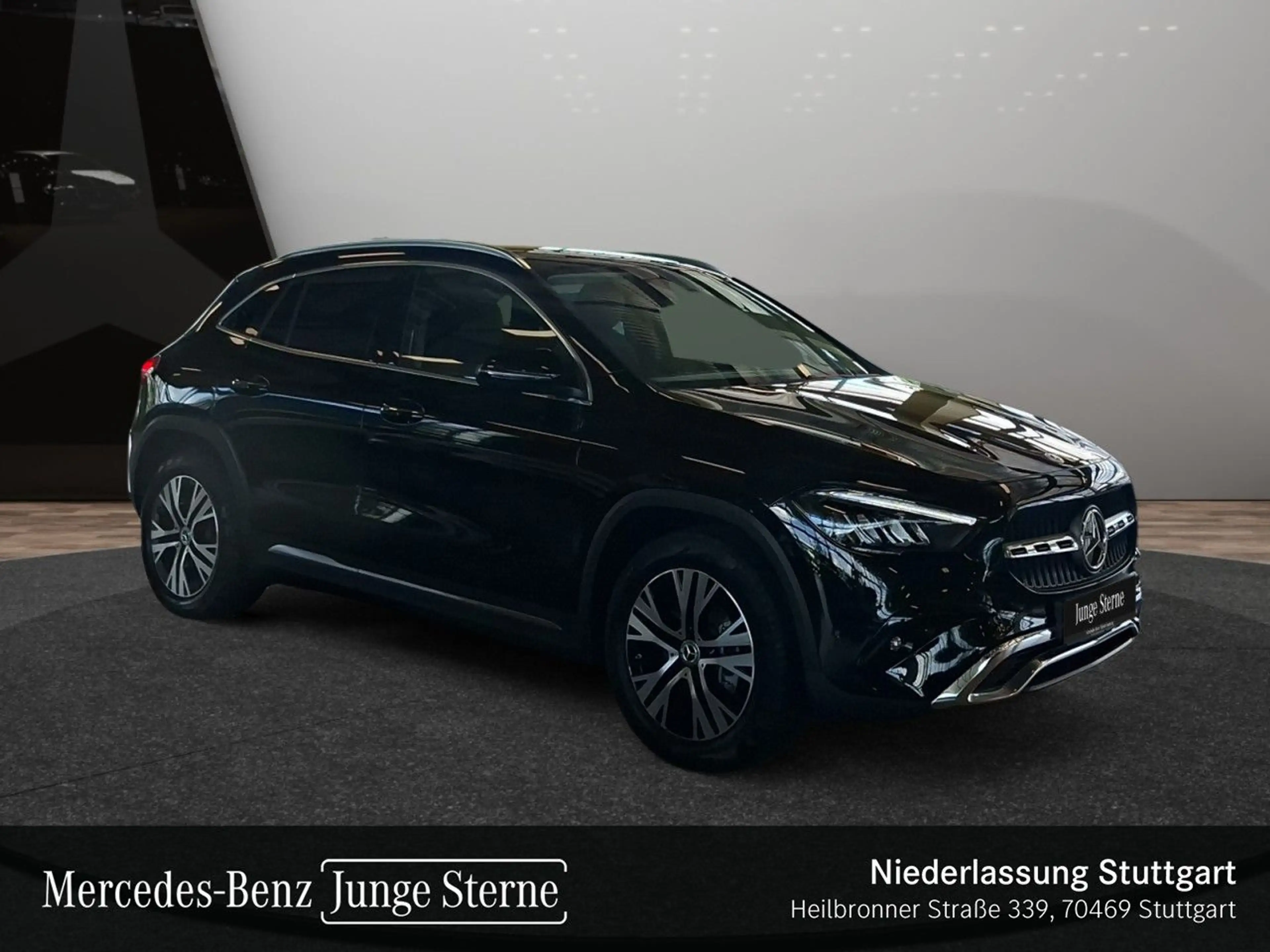 Mercedes-Benz GLA 220 d 4M PROGRESSIVE+LED+KAMERA+TOTW+KEYLESS — photo 4
